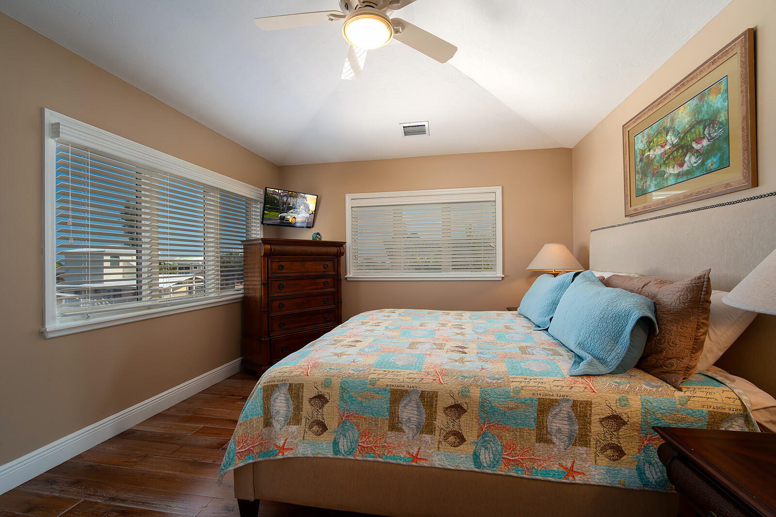 414 E Caribbean Drive