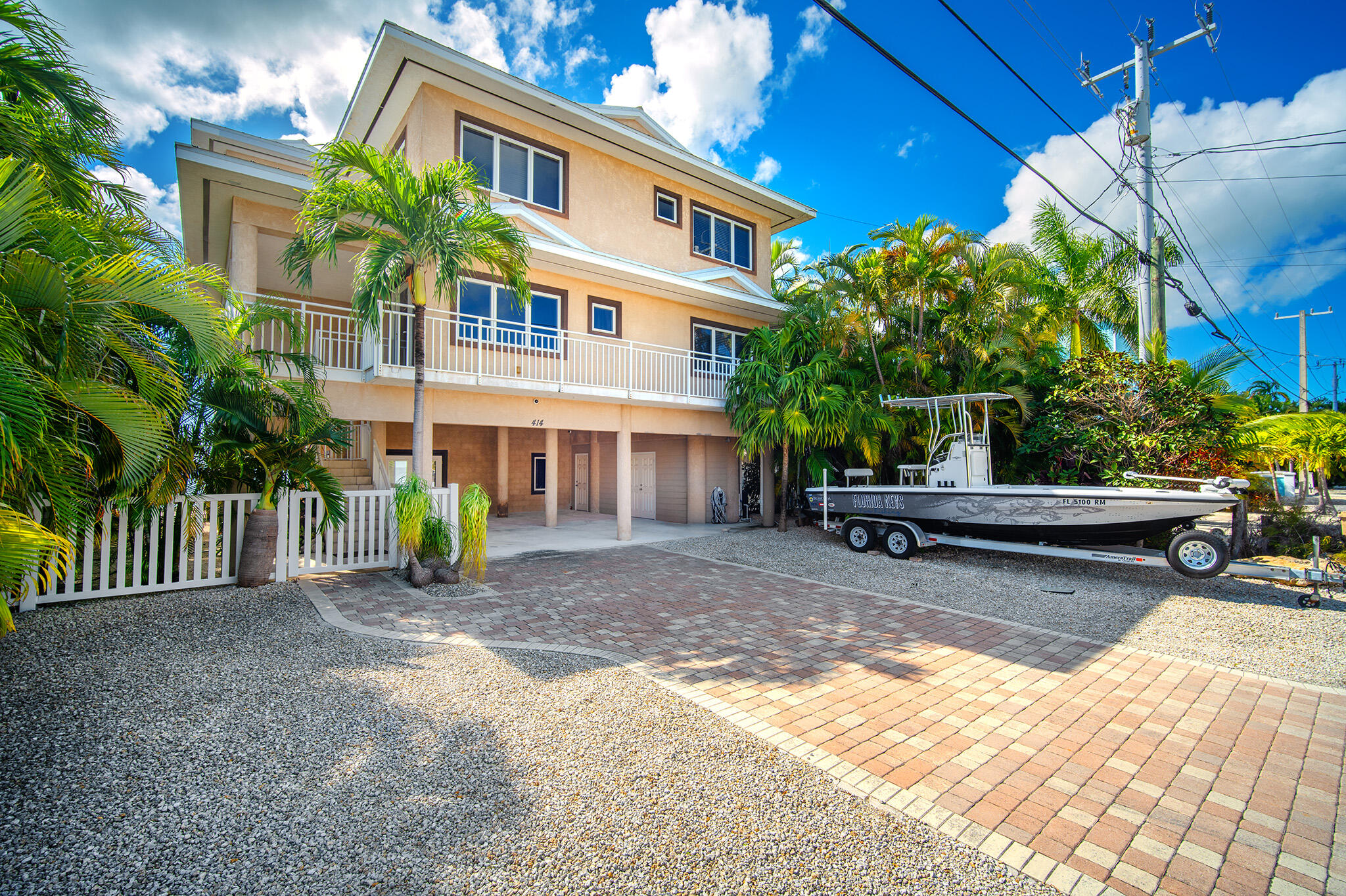 414 E Caribbean Drive