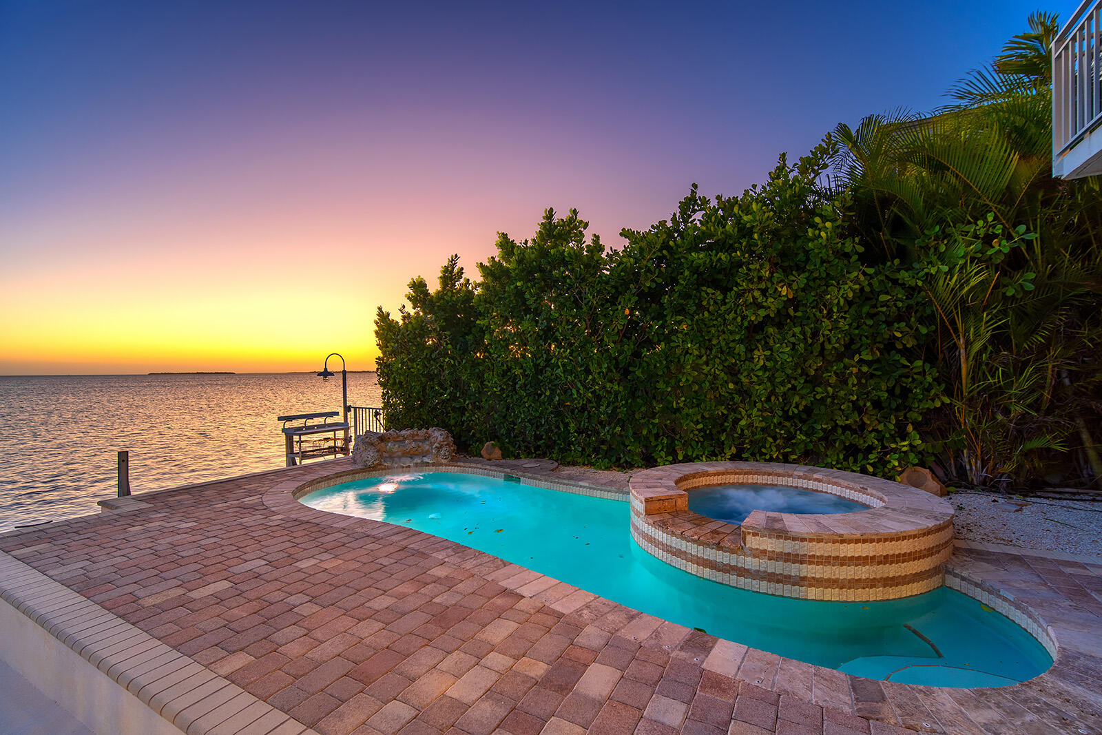 414 E Caribbean Drive