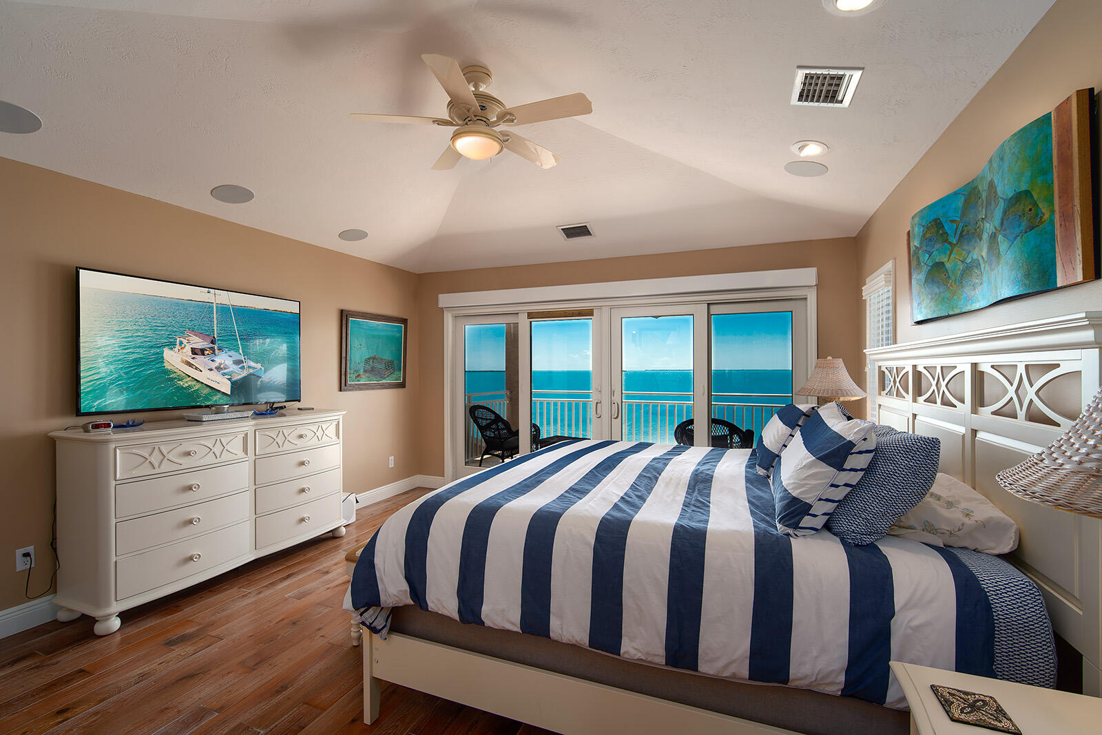 414 E Caribbean Drive