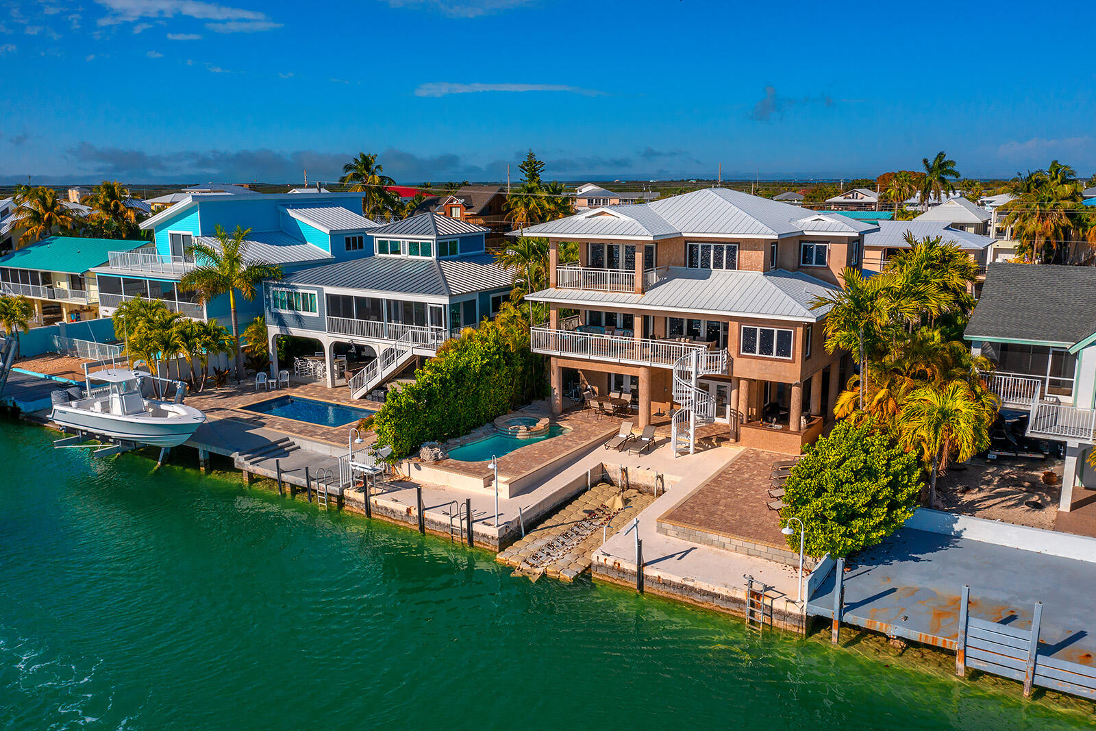 414 E Caribbean Drive