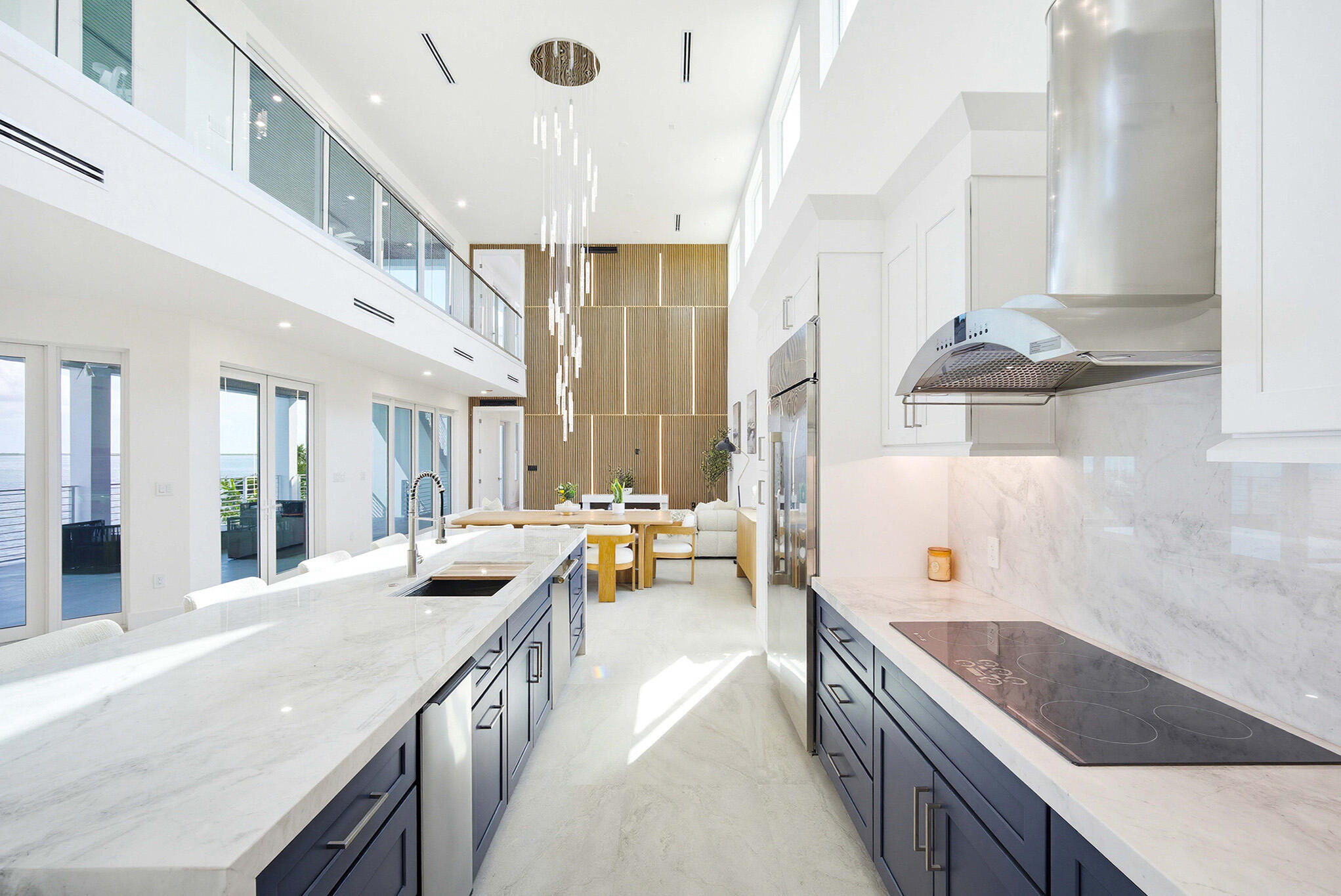 1041 E Buttonwood Drive