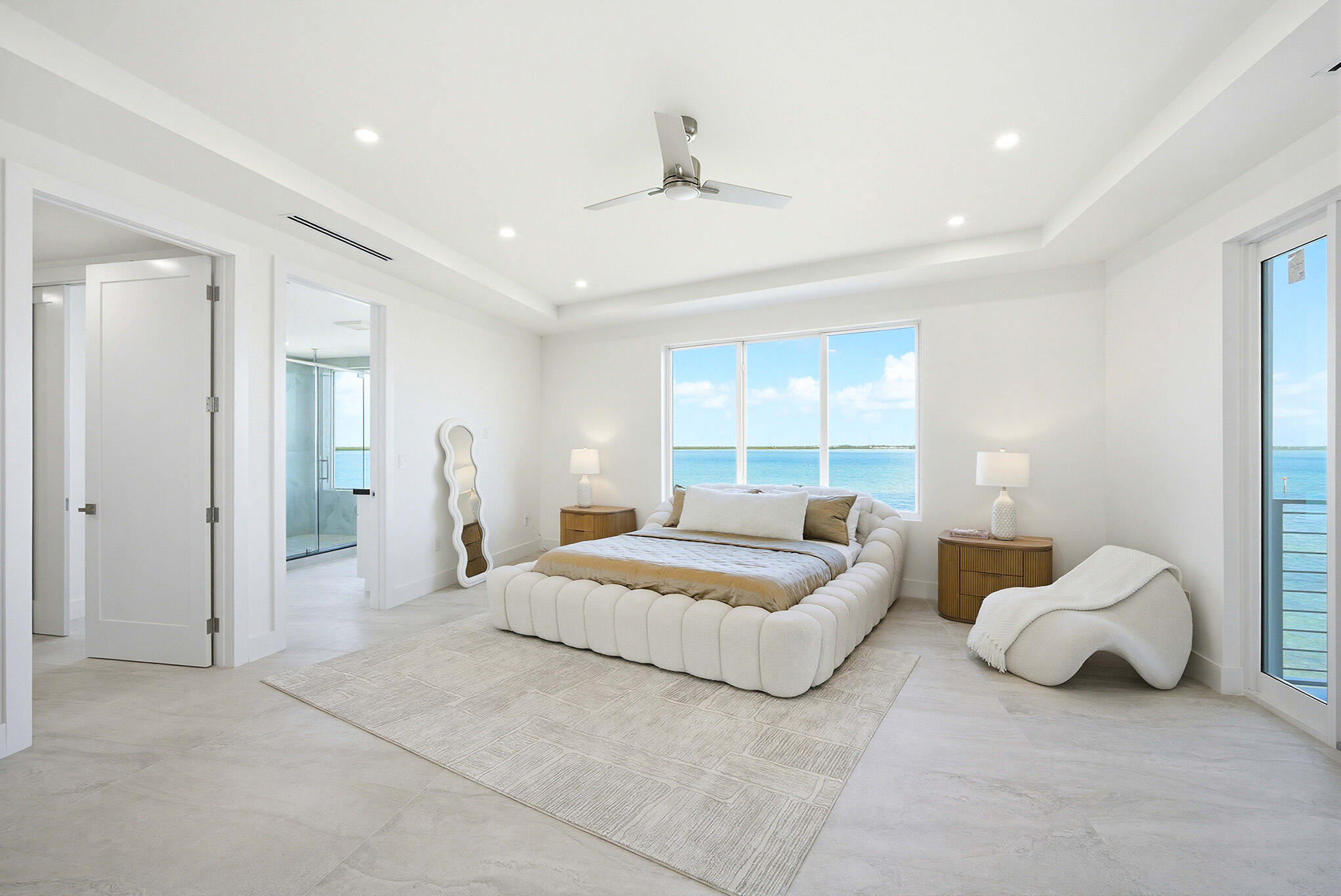 1041 E Buttonwood Drive