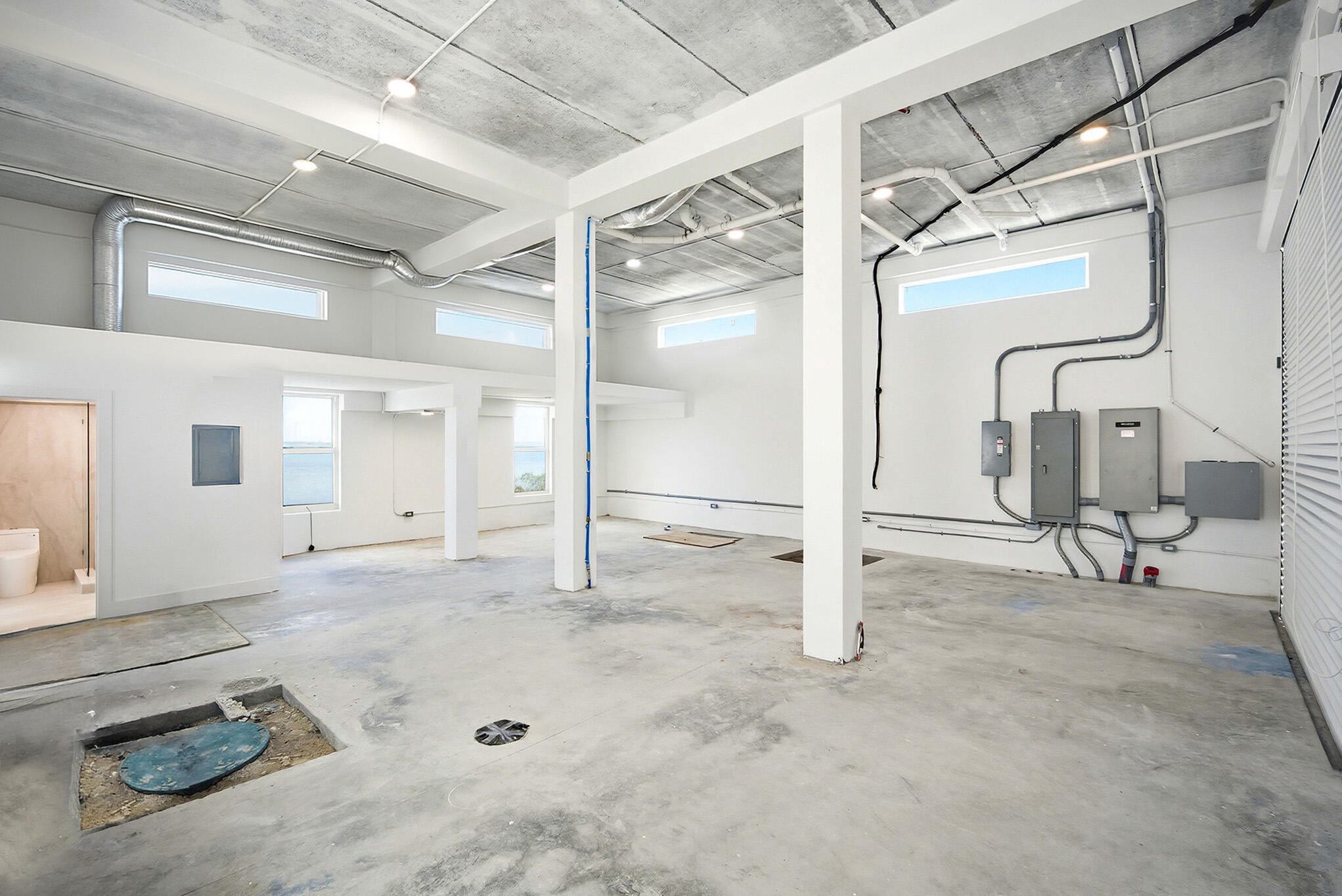 1041 E Buttonwood Drive