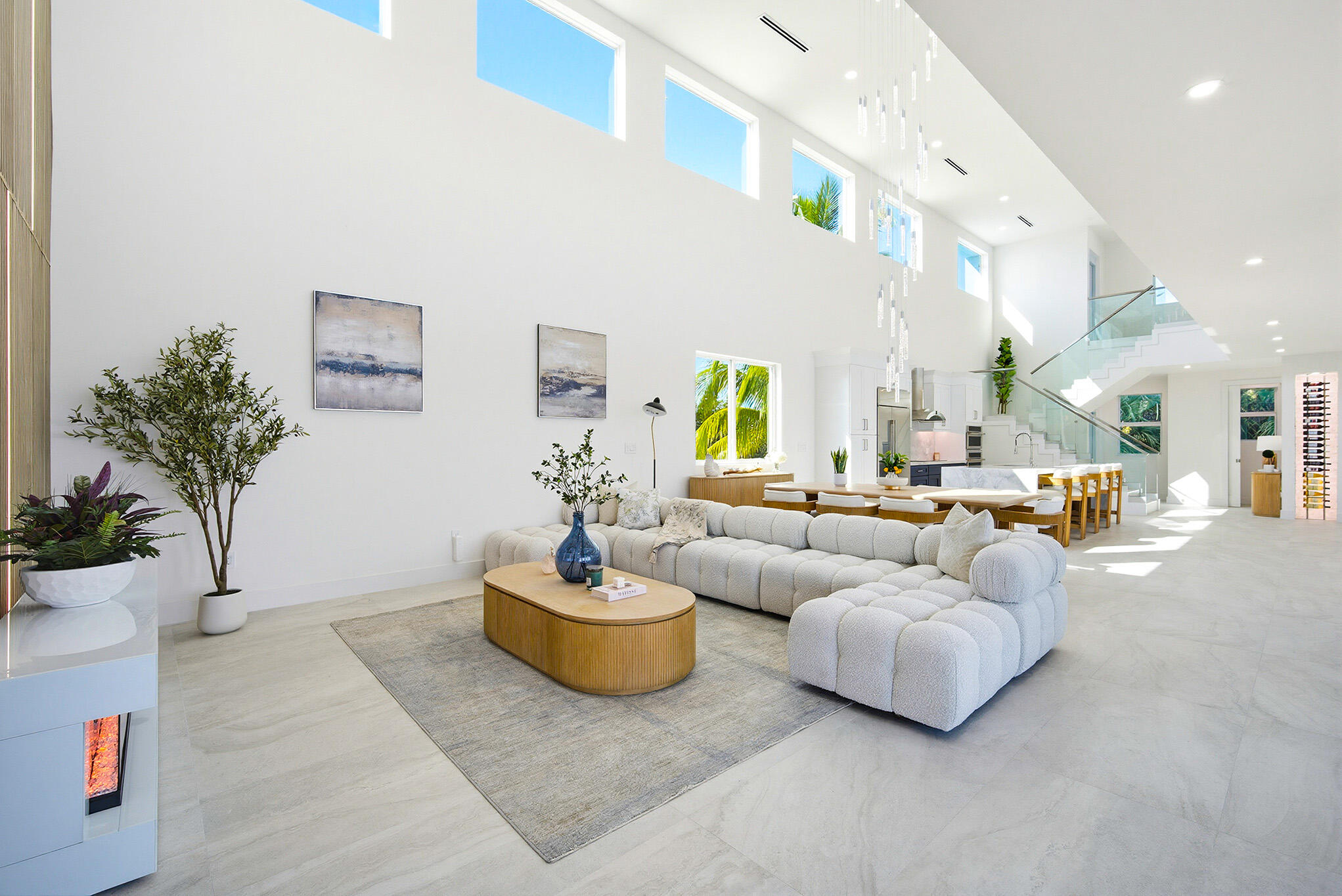 1041 E Buttonwood Drive