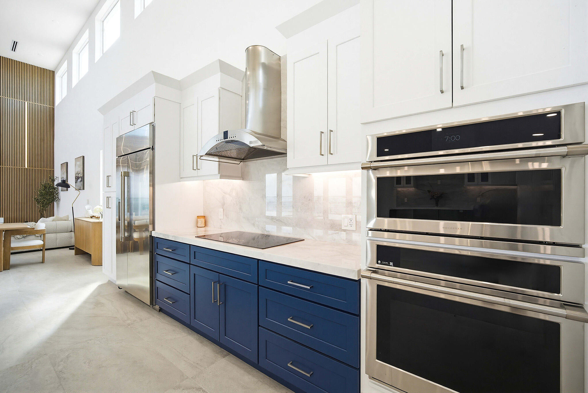 1041 E Buttonwood Drive