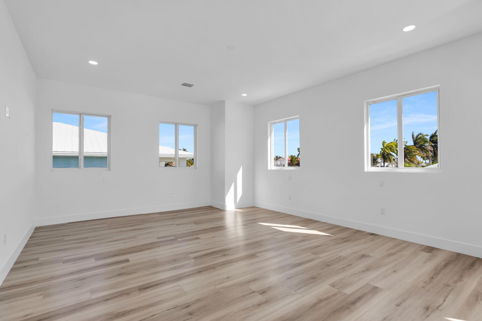240 14Th Street