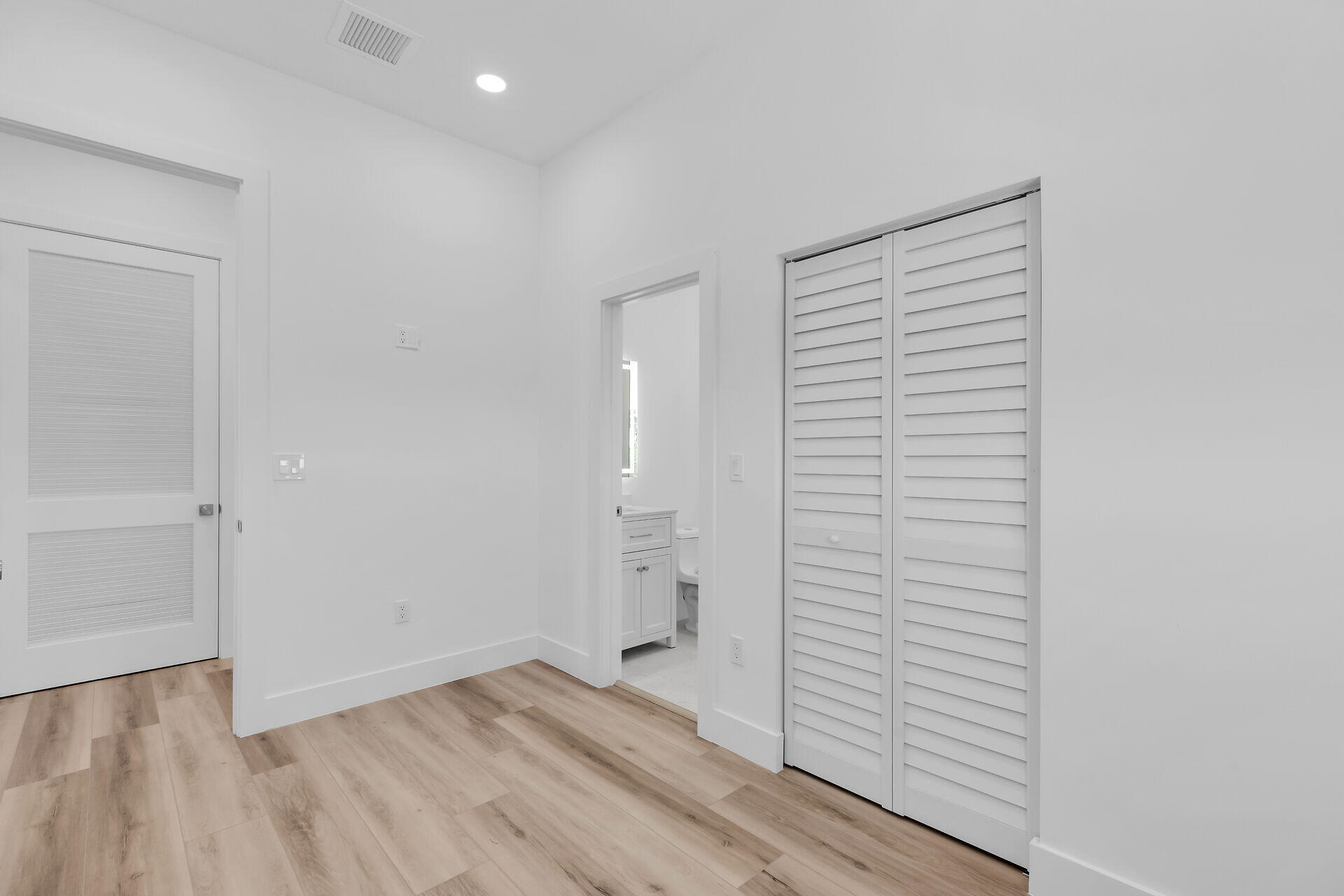 240 14Th Street