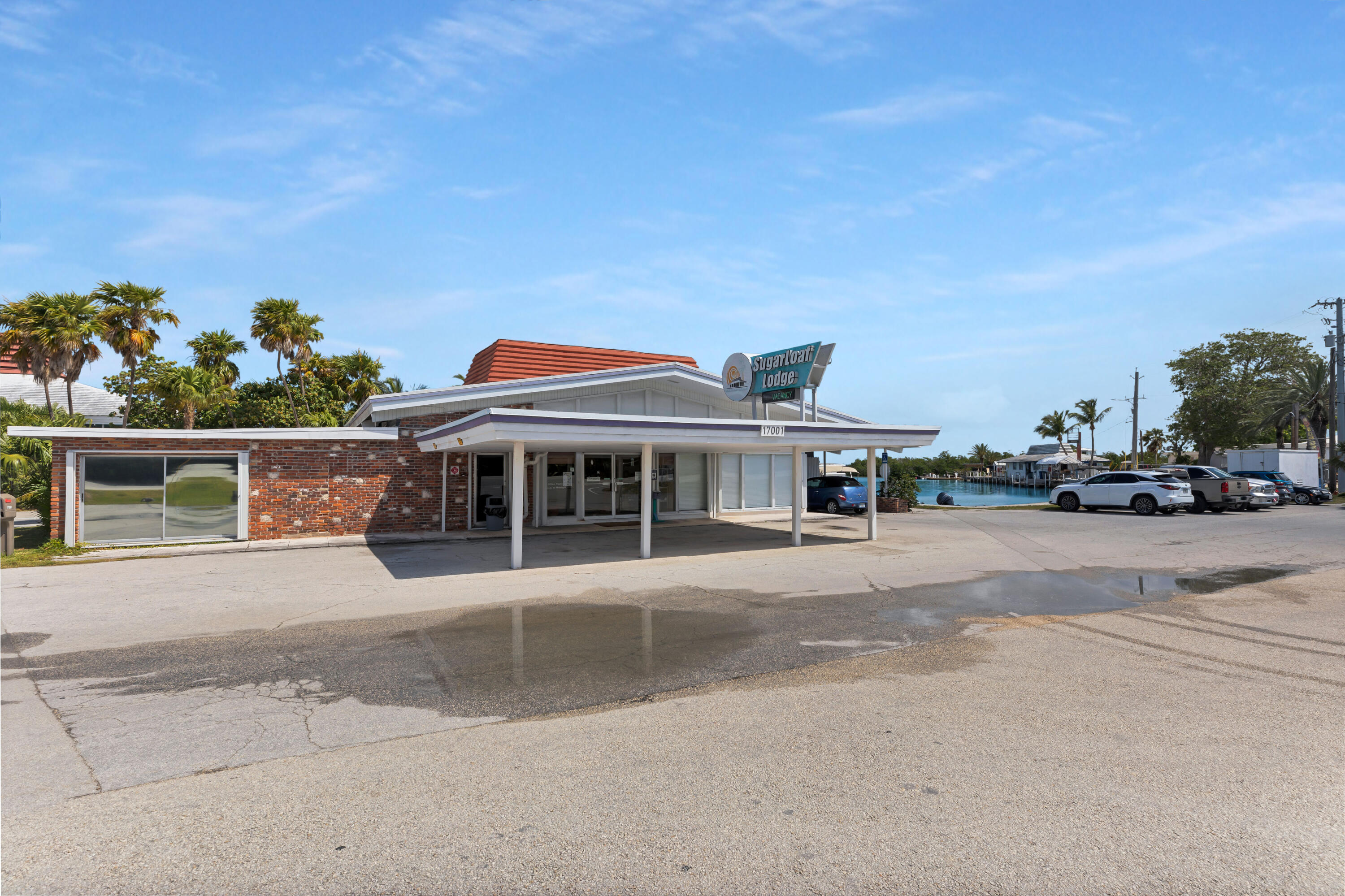 17075 Overseas Highway