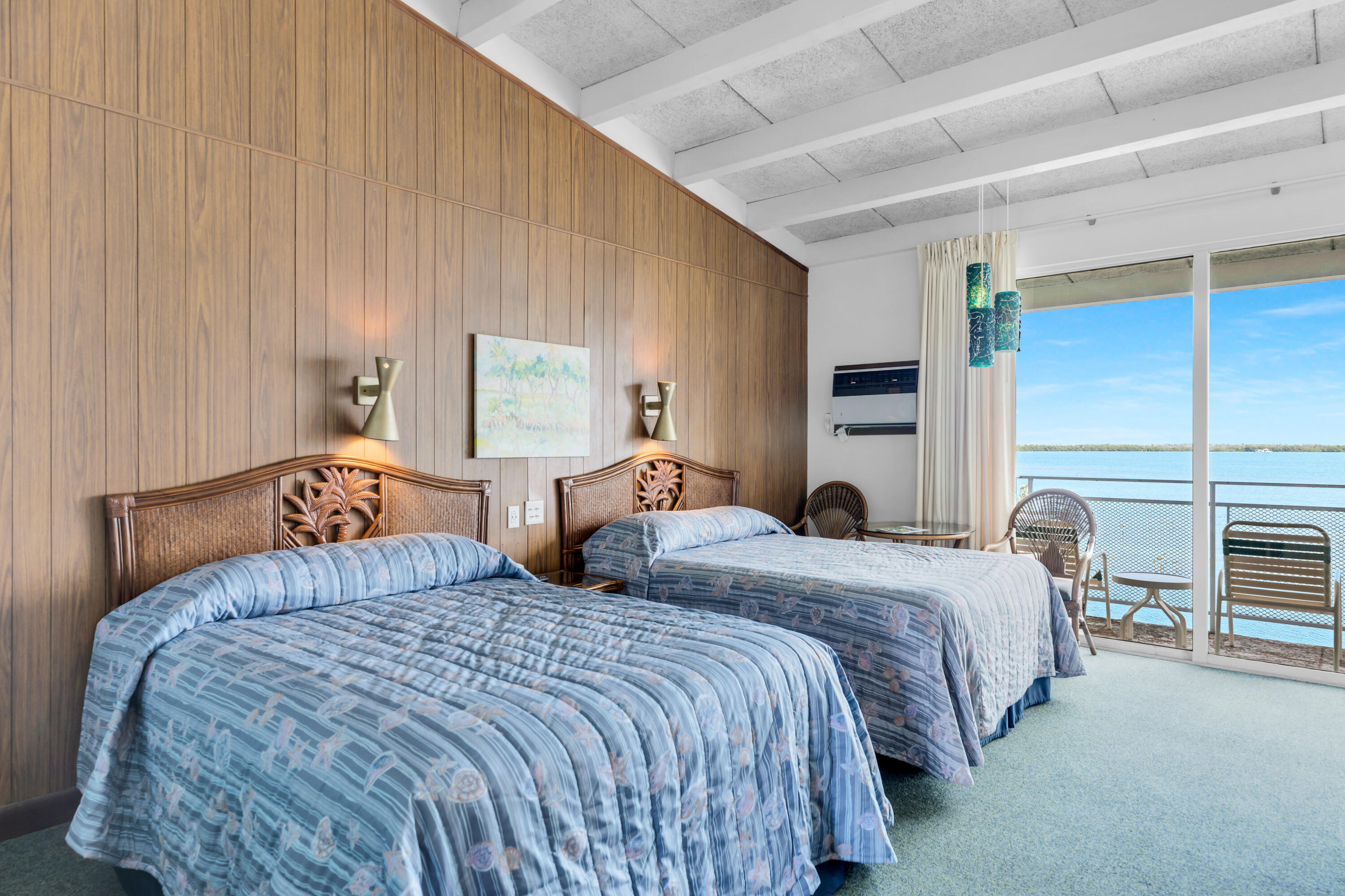 17075 Overseas Highway