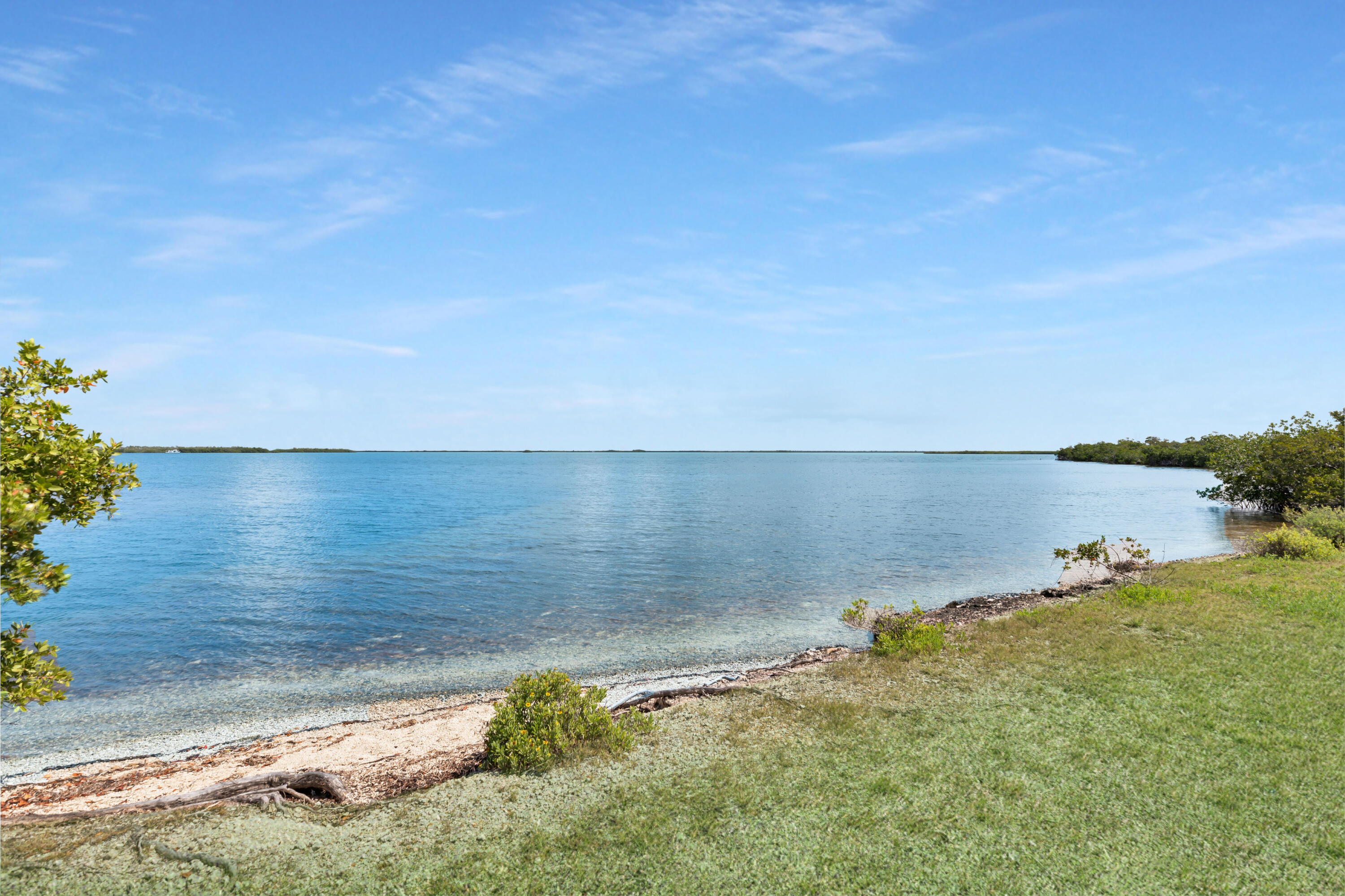 17075 Overseas Highway