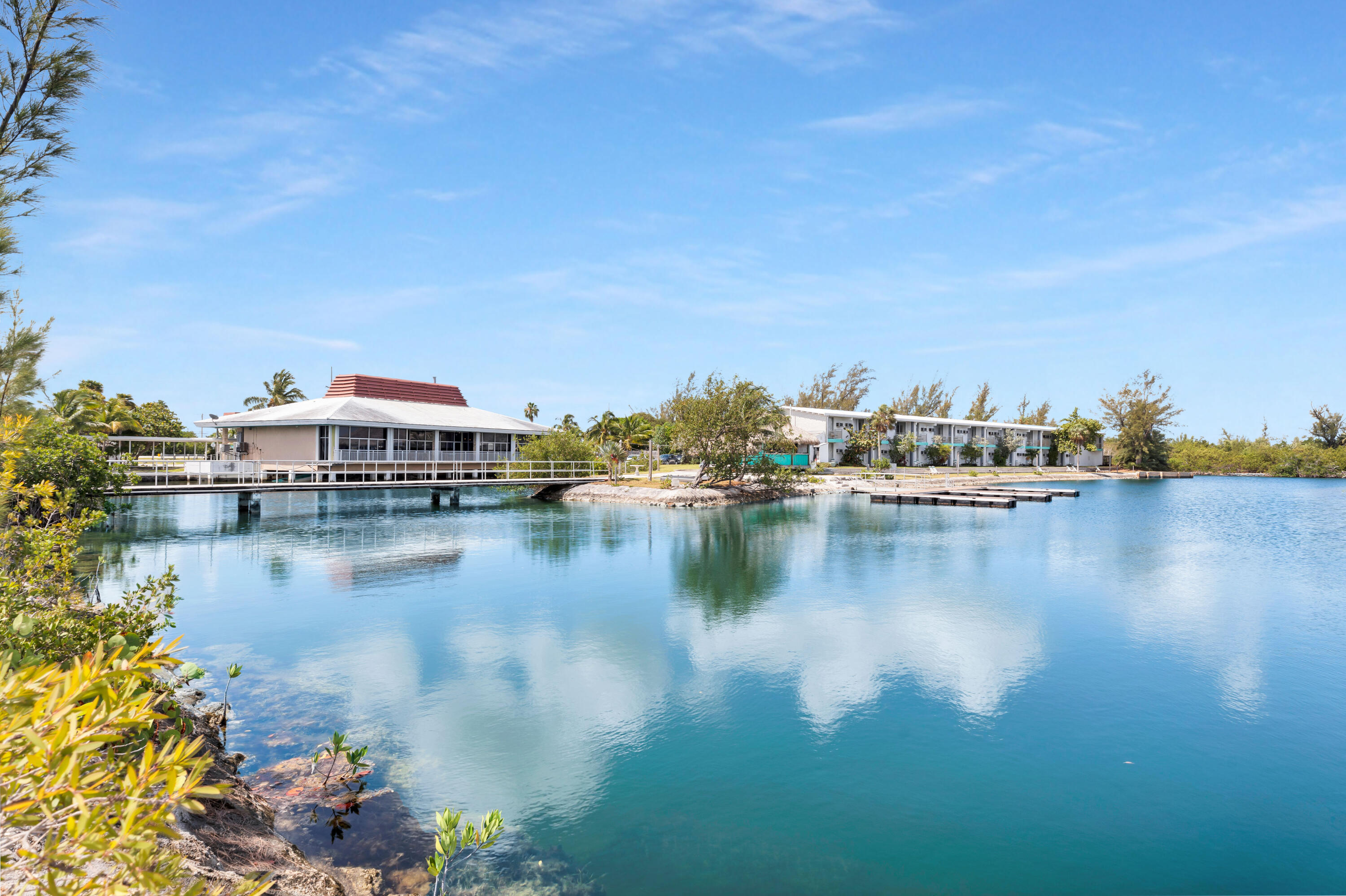 17075 Overseas Highway