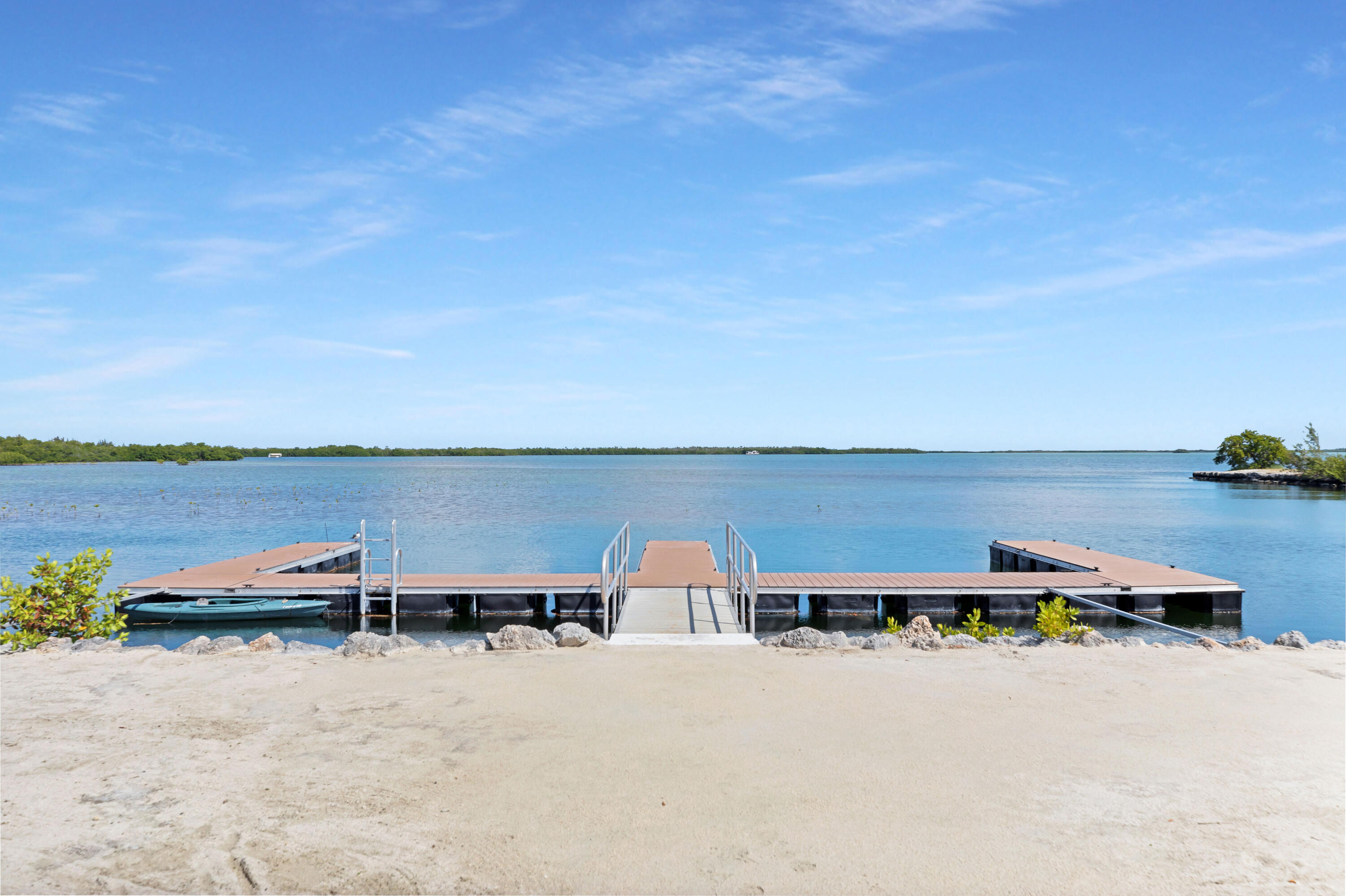 17075 Overseas Highway