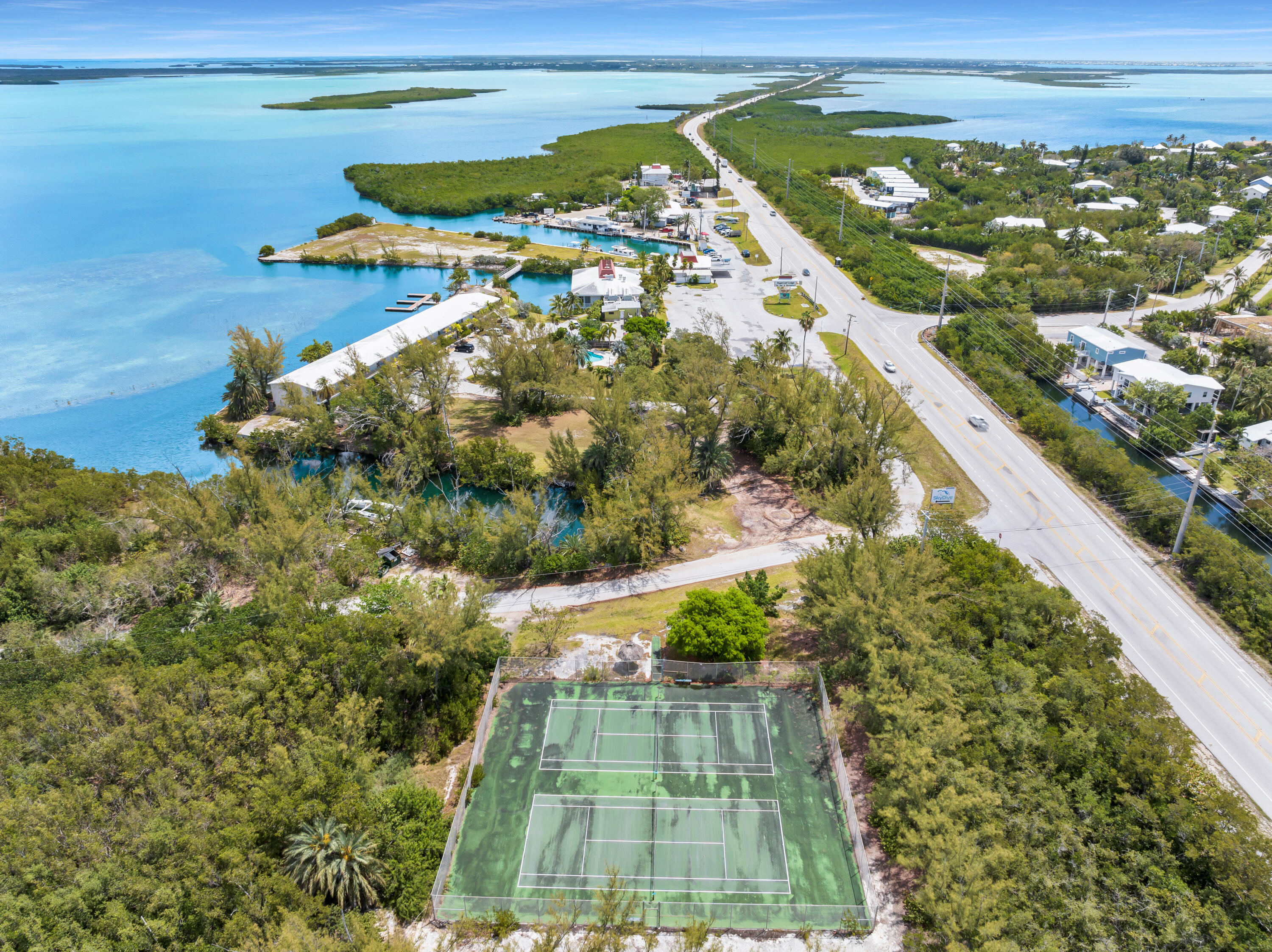 17075 Overseas Highway
