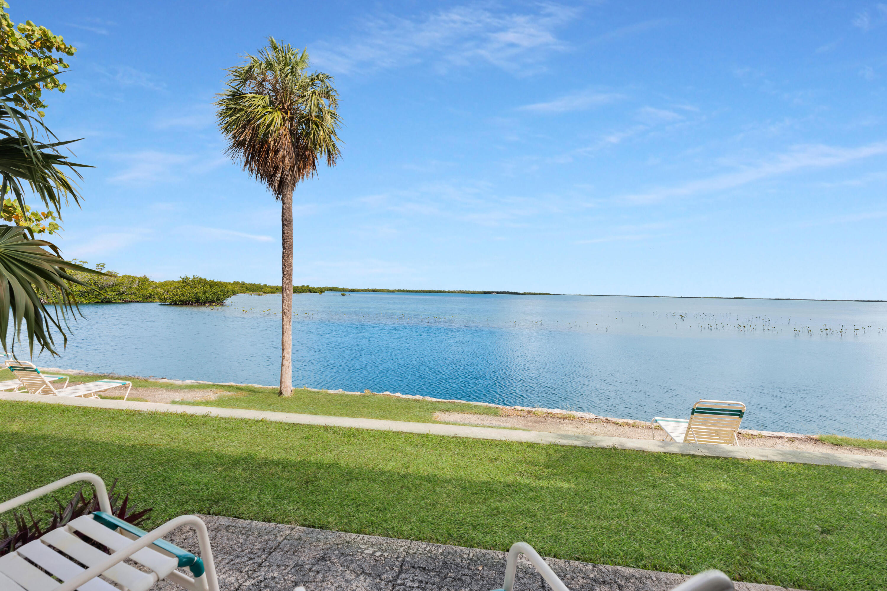 17075 Overseas Highway