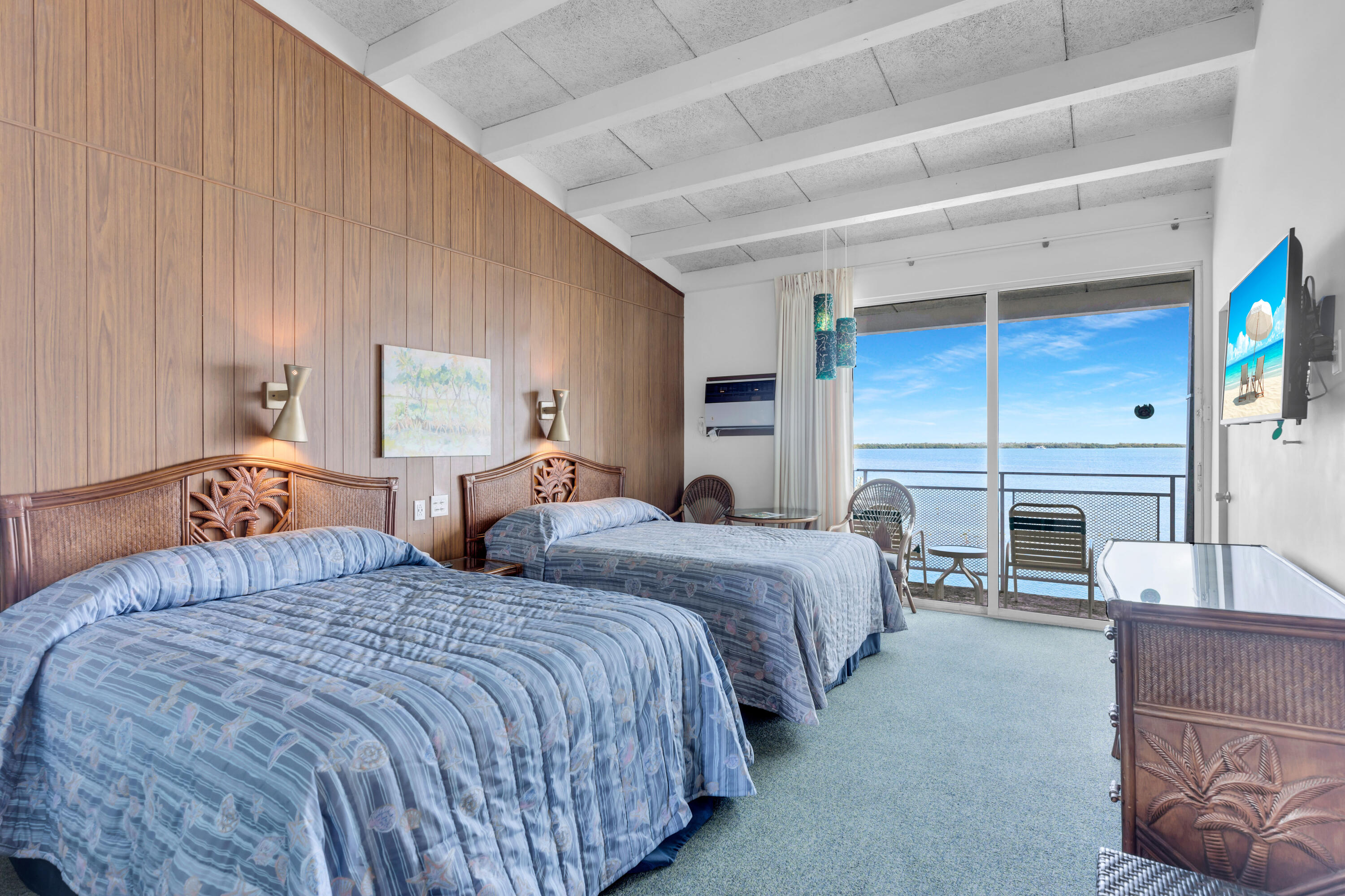 17075 Overseas Highway