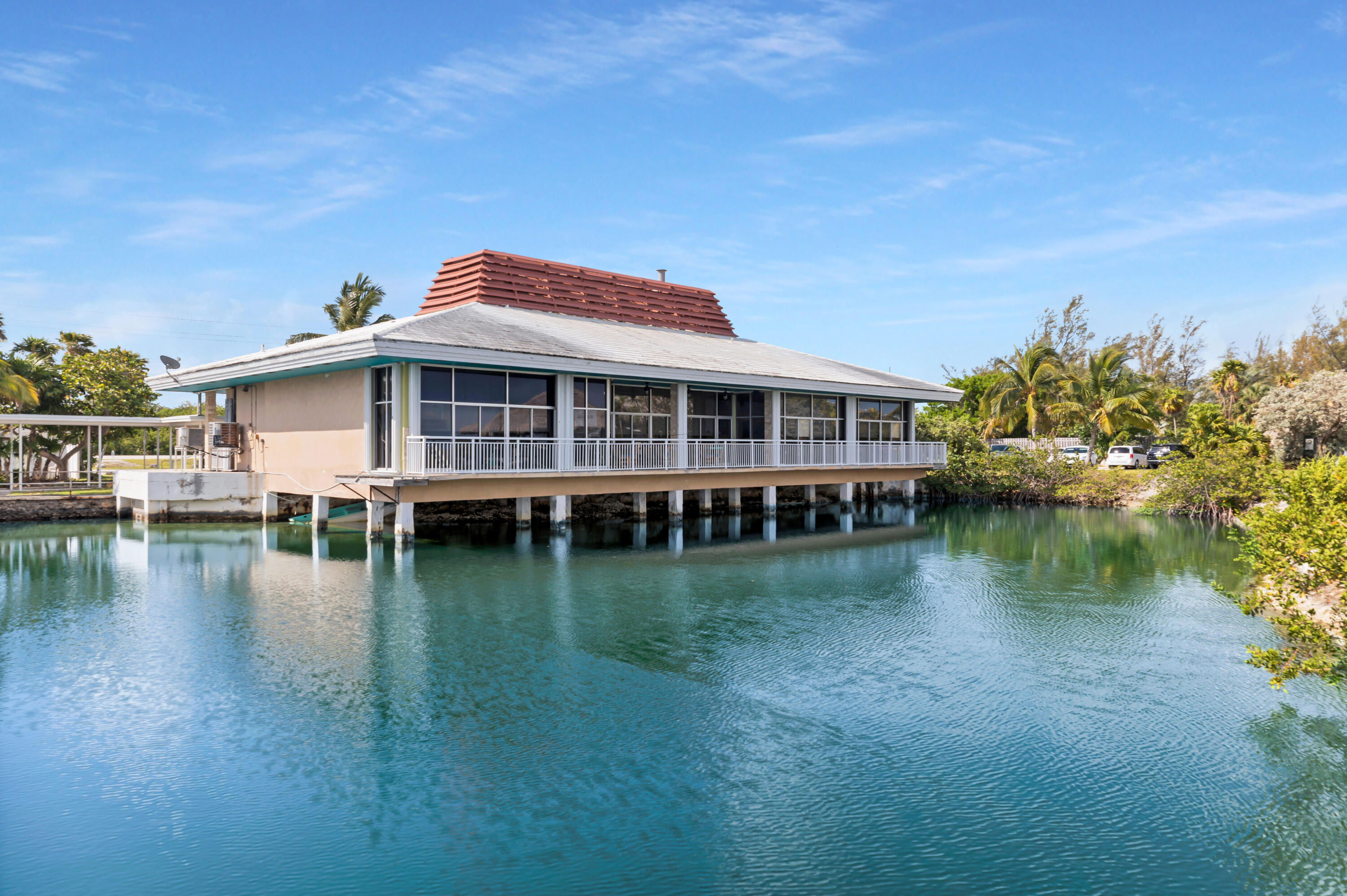 17075 Overseas Highway