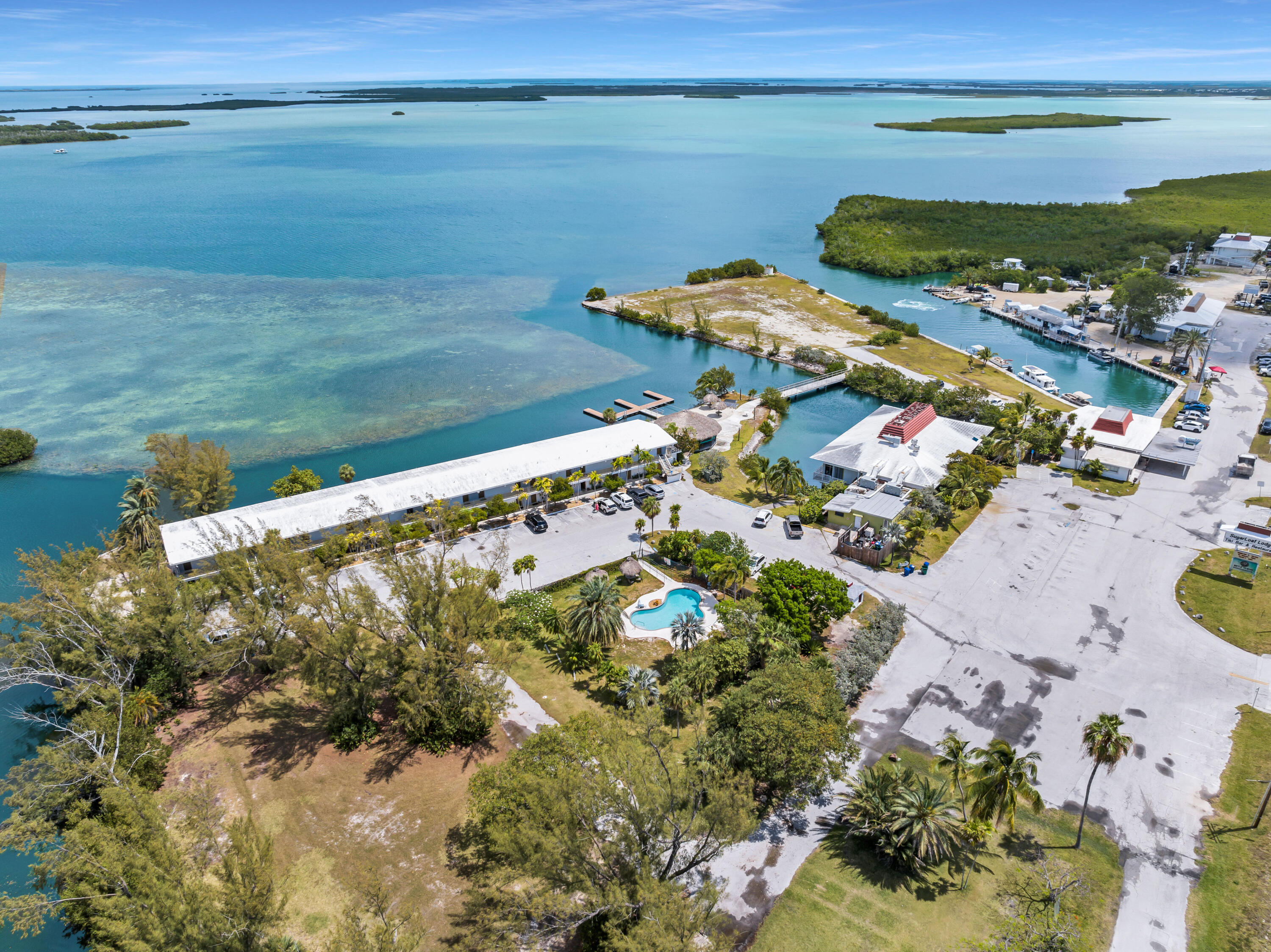 17075 Overseas Highway