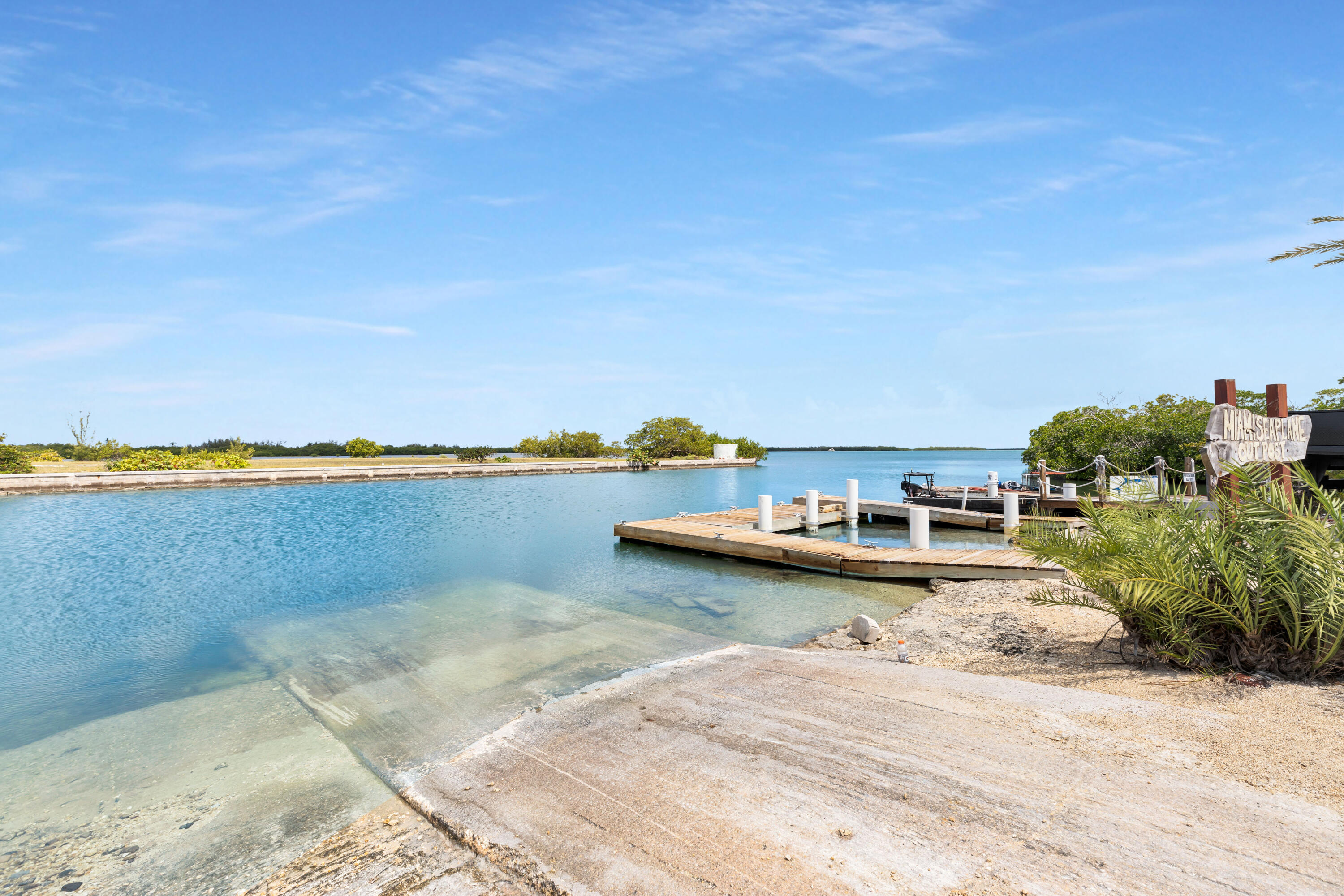 17075 Overseas Highway