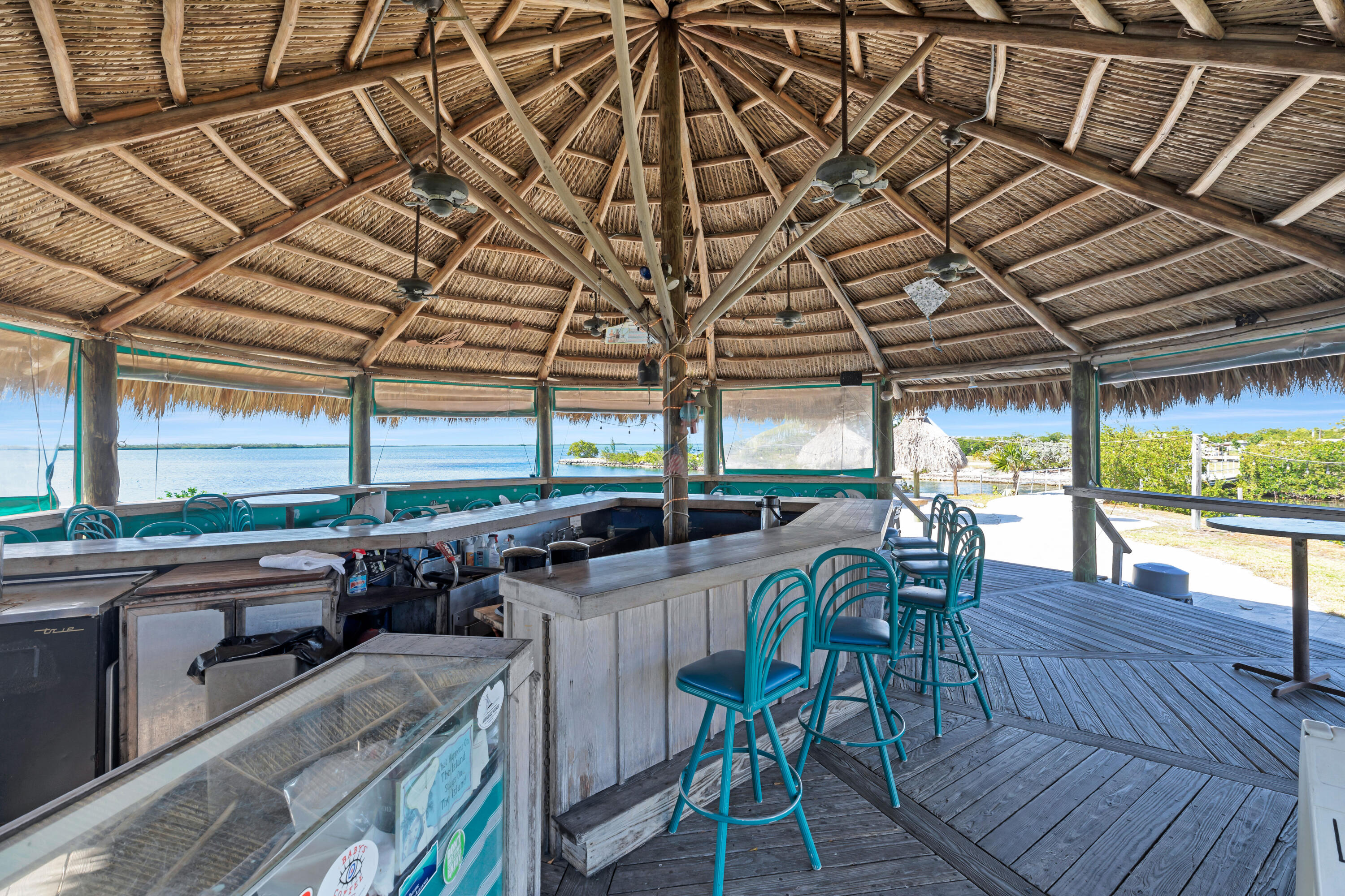 17075 Overseas Highway