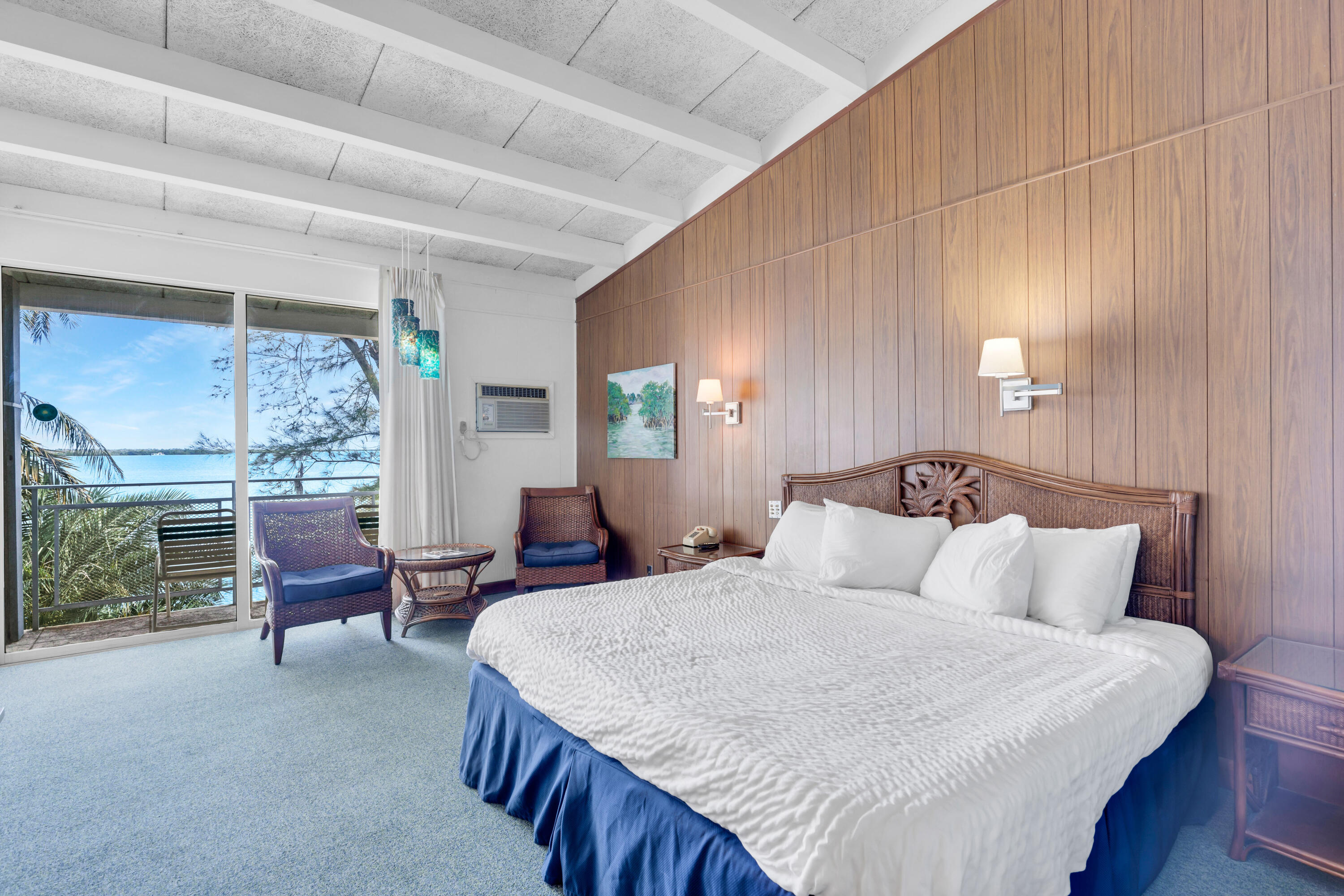 17075 Overseas Highway