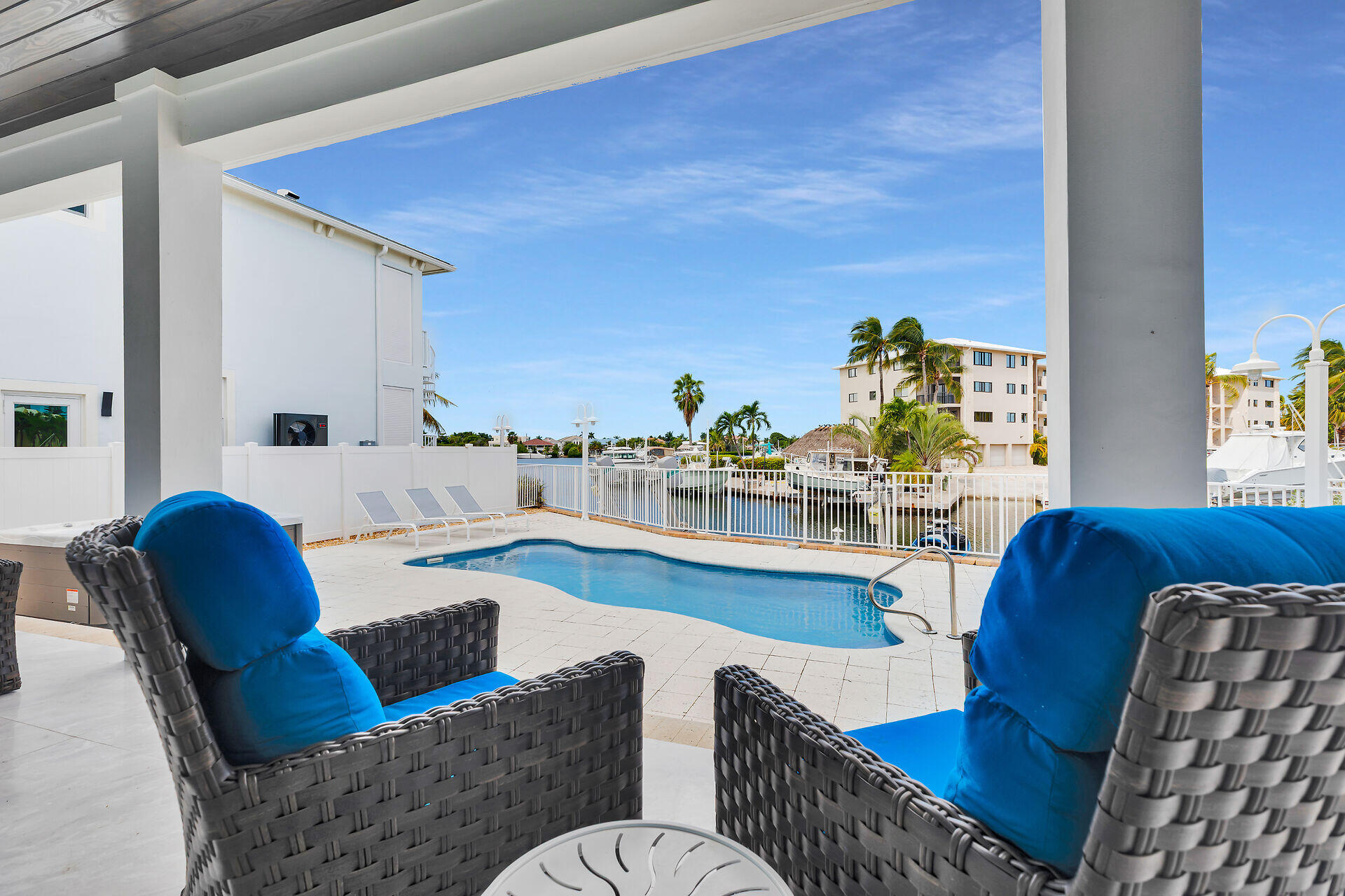 435 Sombrero Beach Road