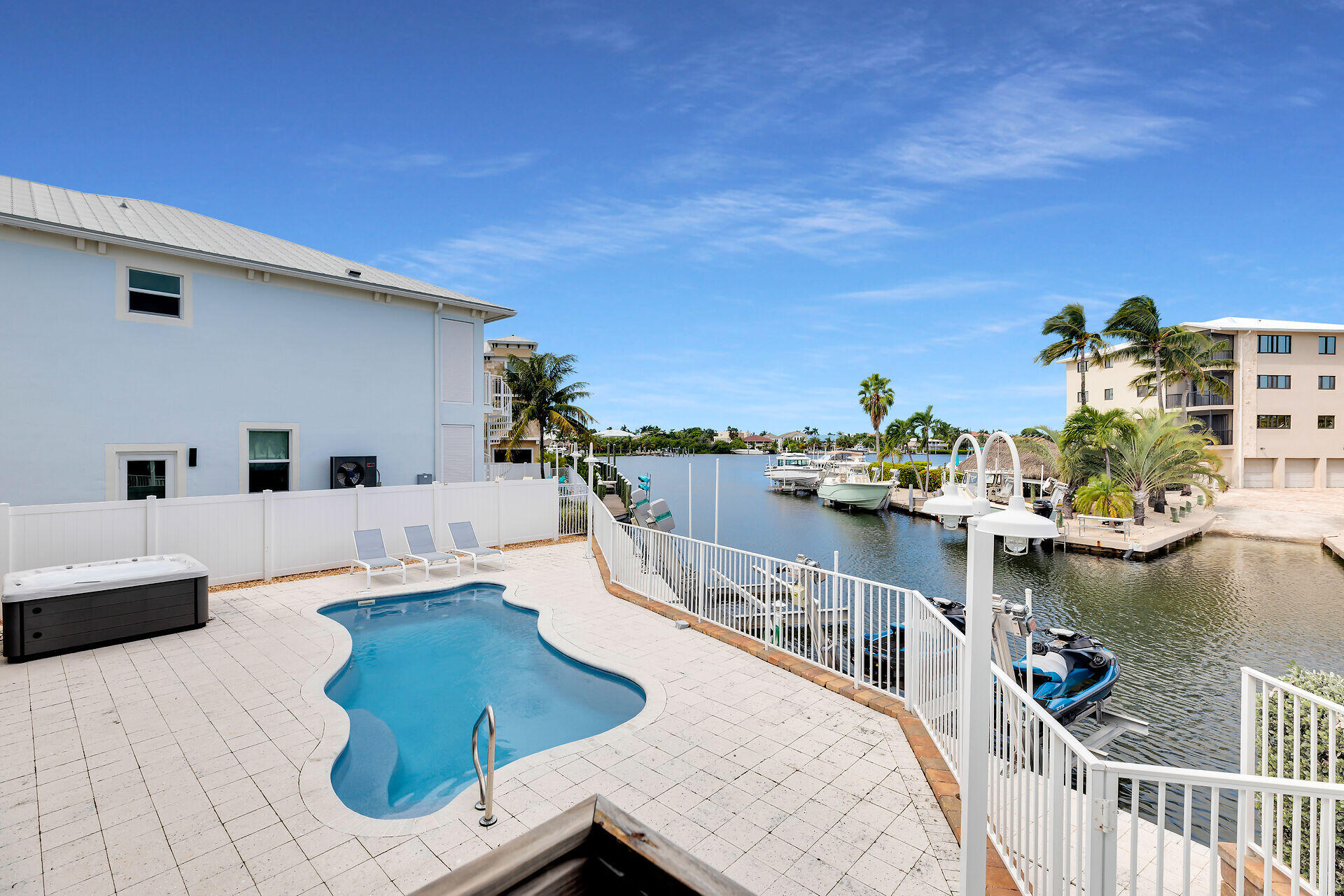435 Sombrero Beach Road