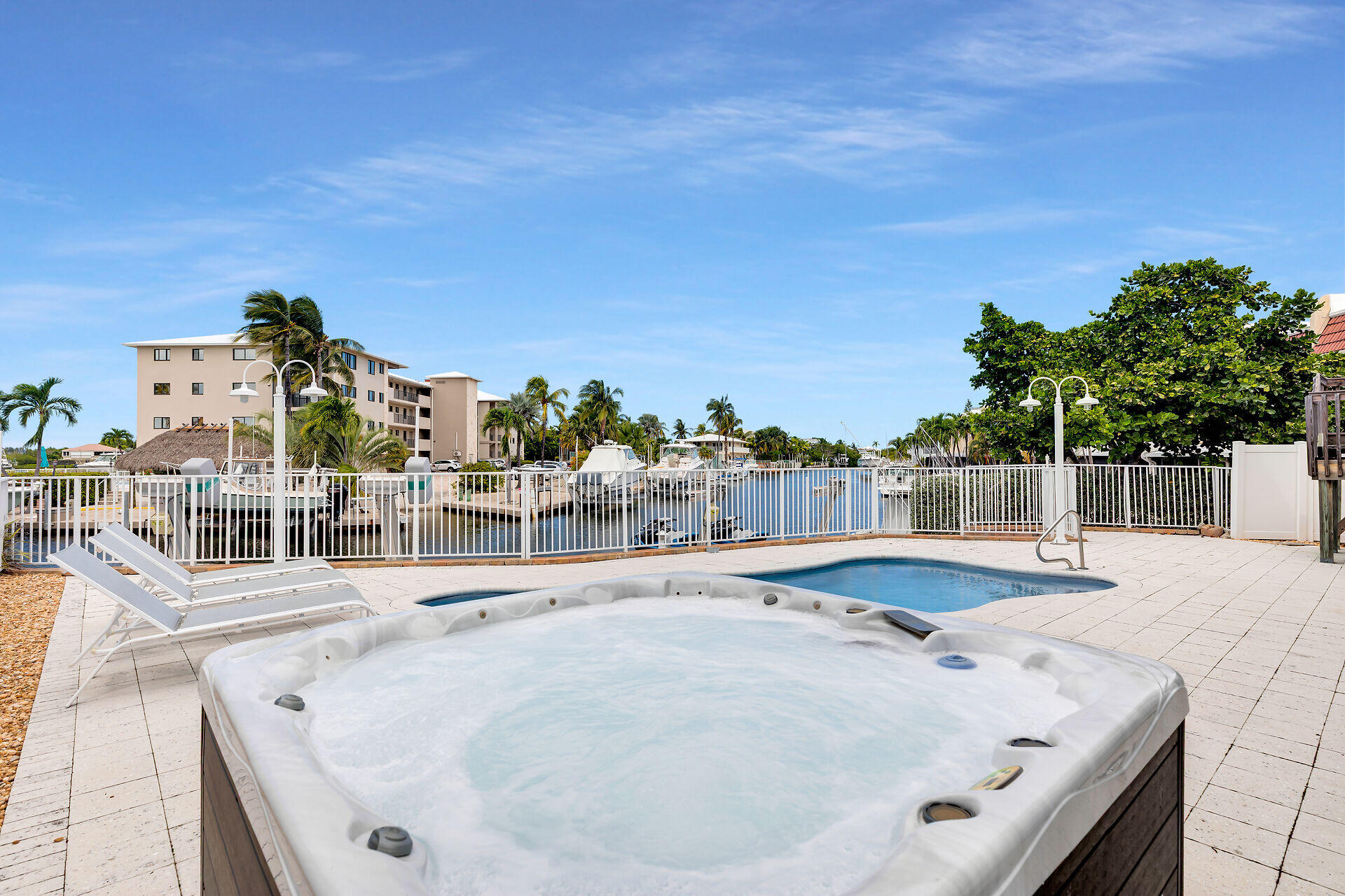 435 Sombrero Beach Road