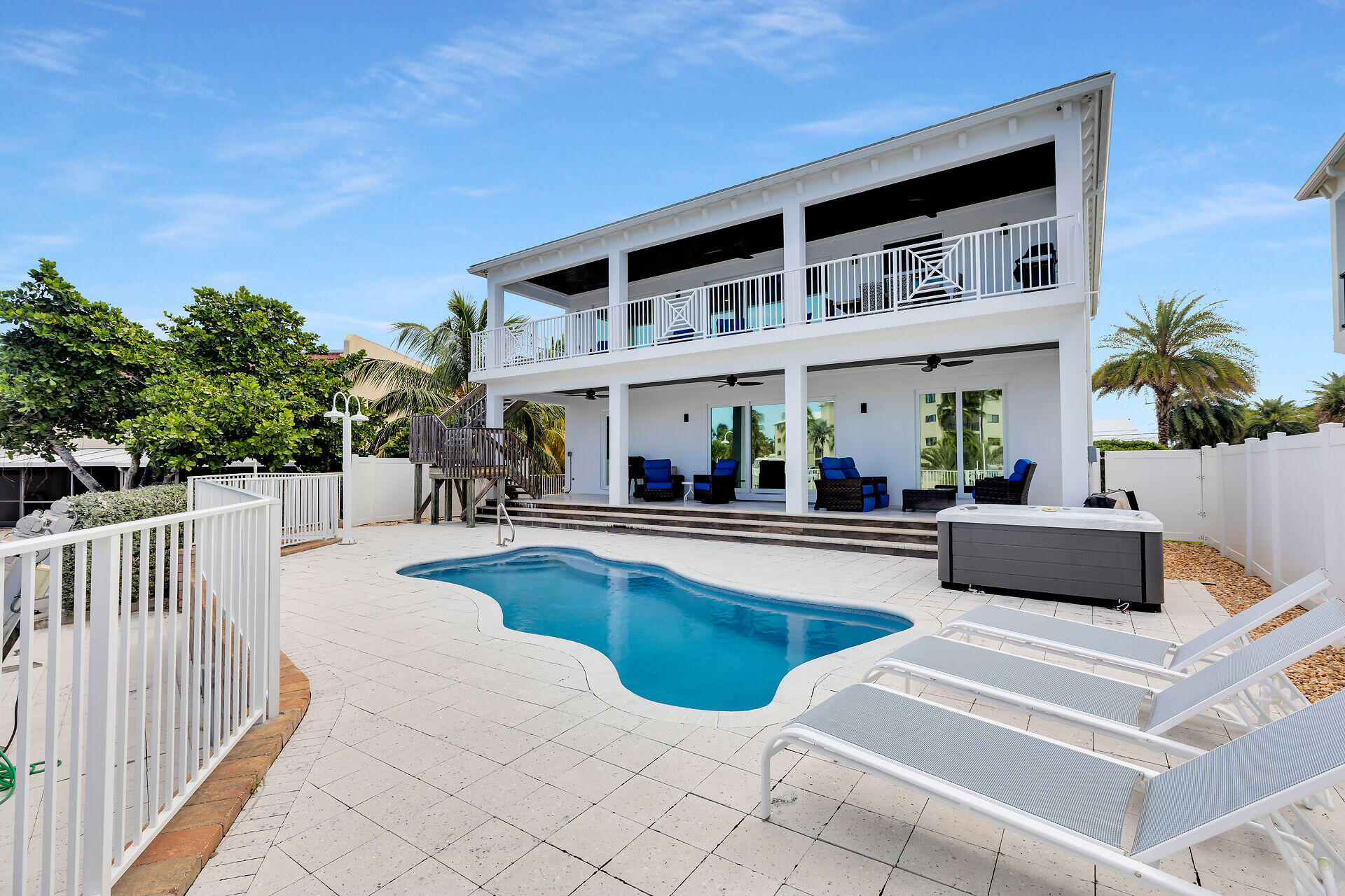435 Sombrero Beach Road