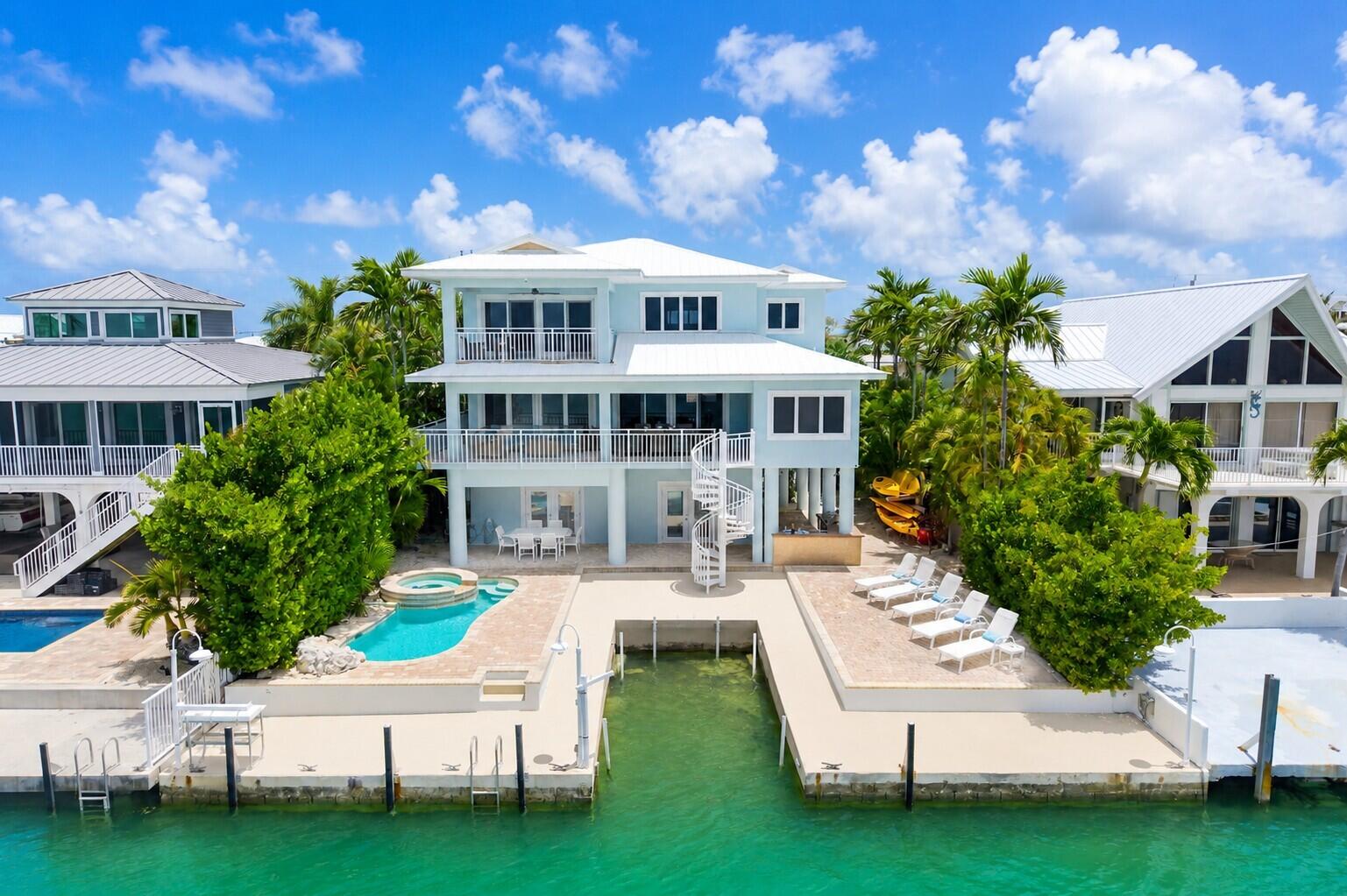 414 E Caribbean Drive