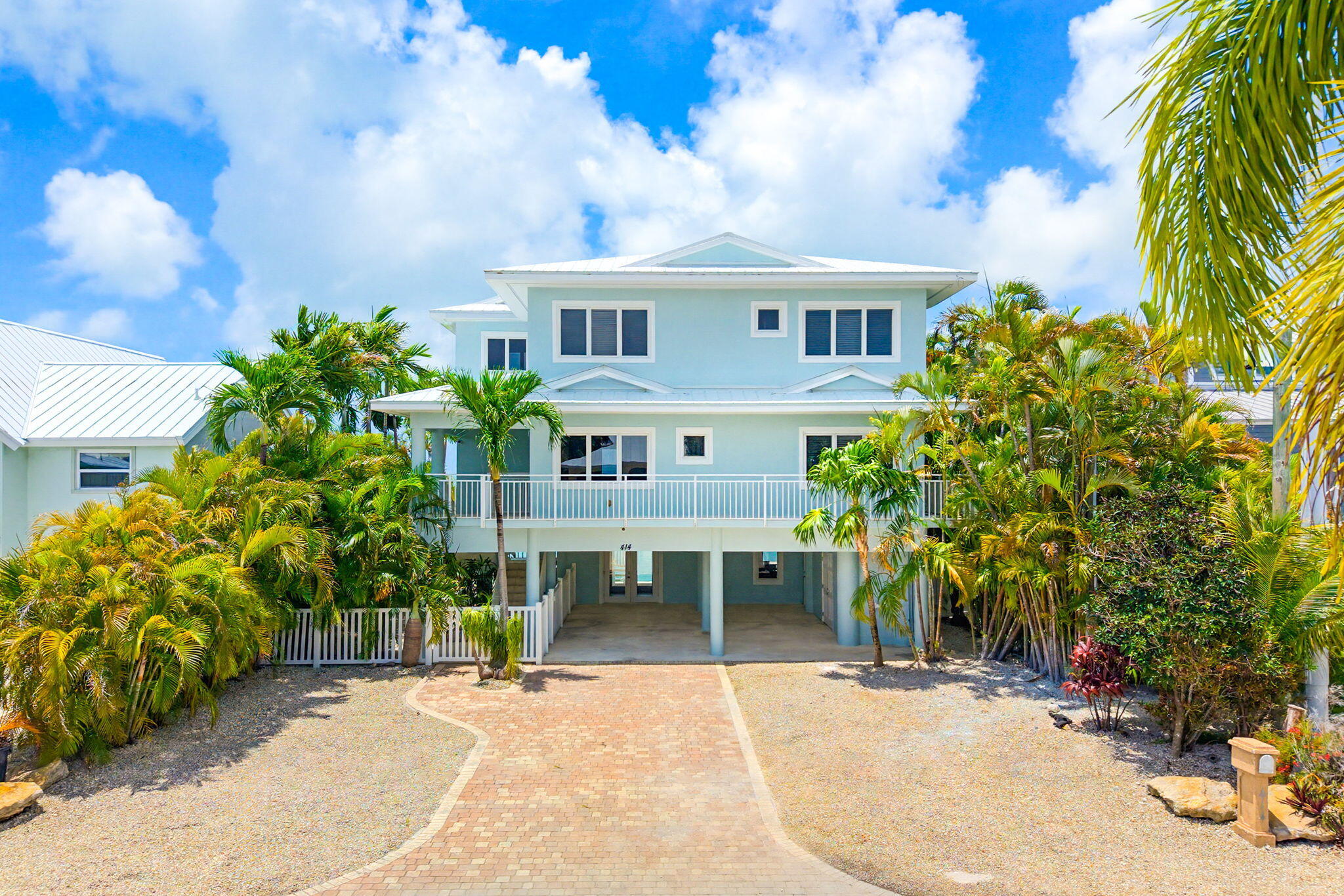 414 E Caribbean Drive