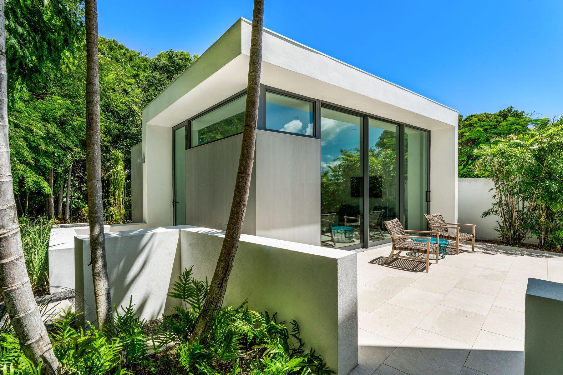 19 Avacado Street