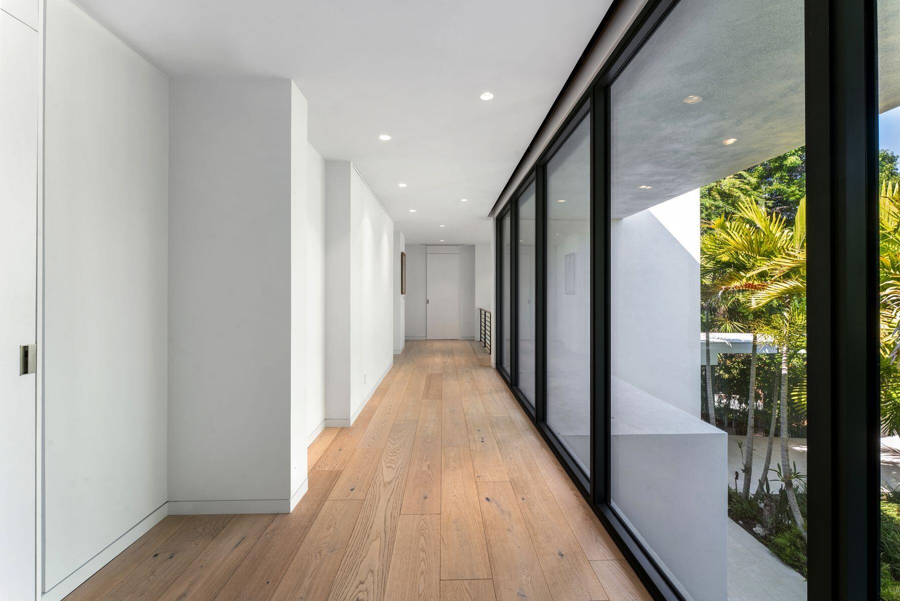 19 Avacado Street