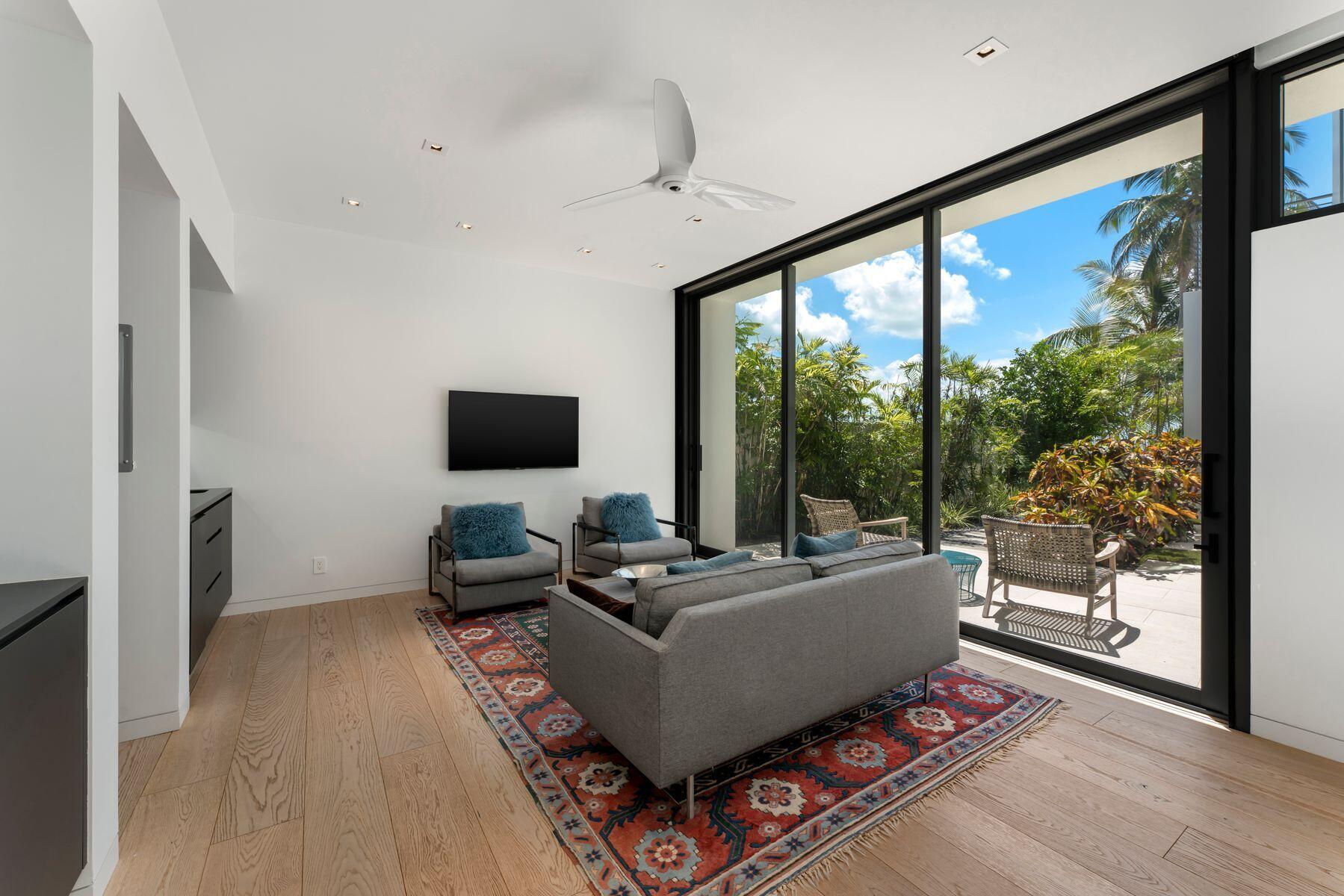 19 Avacado Street