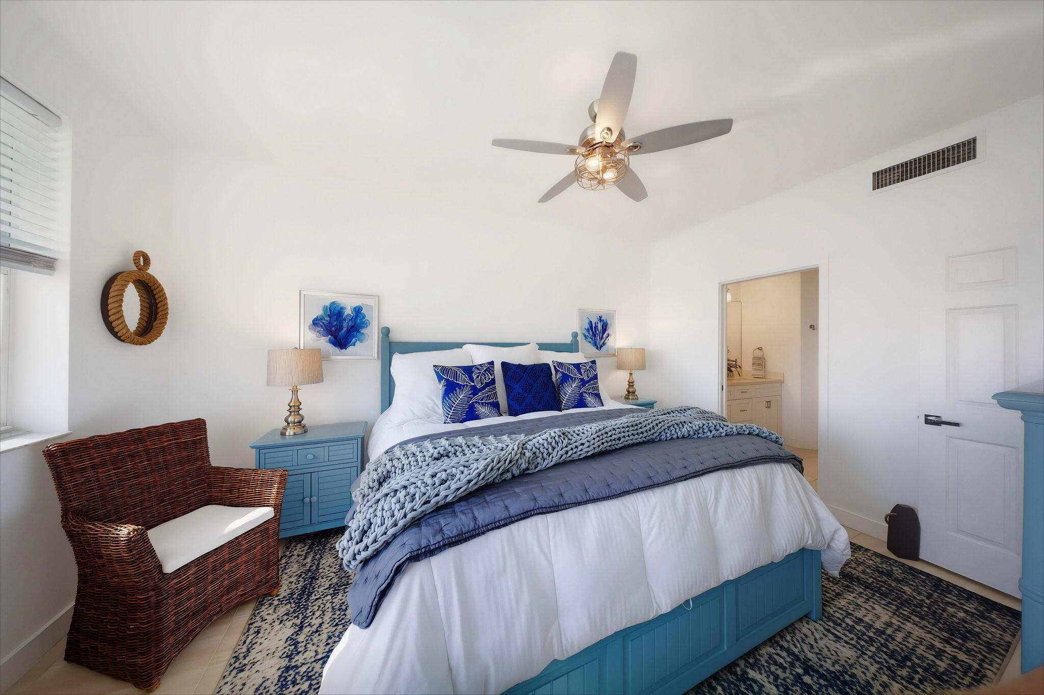 5607 College Road C103