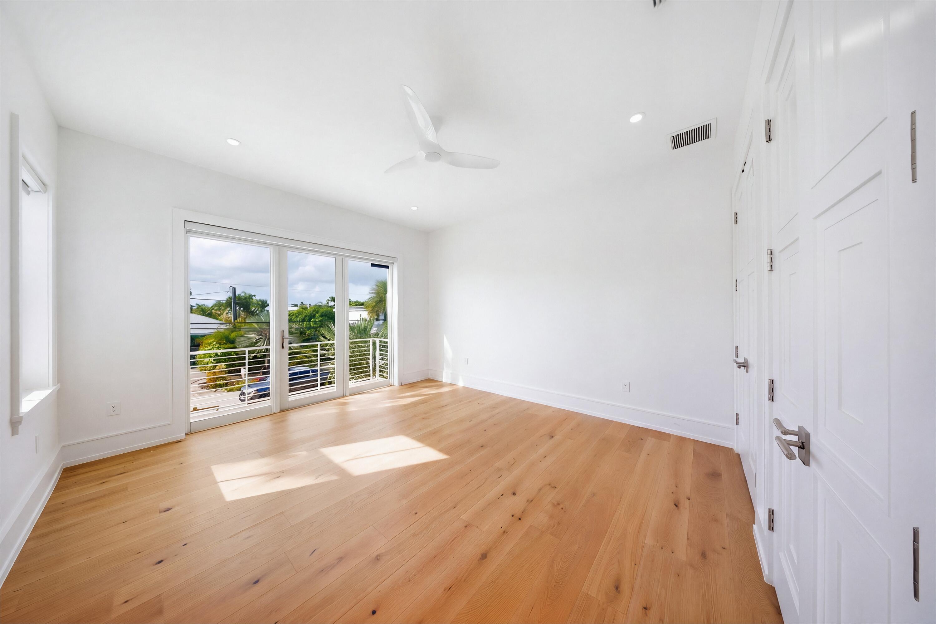 17162 W Starfish Lane