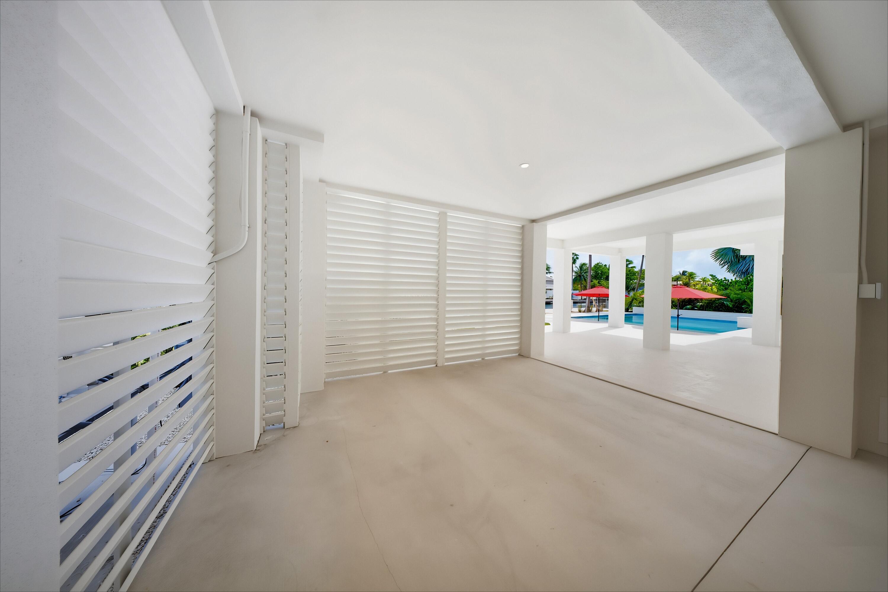 17162 W Starfish Lane