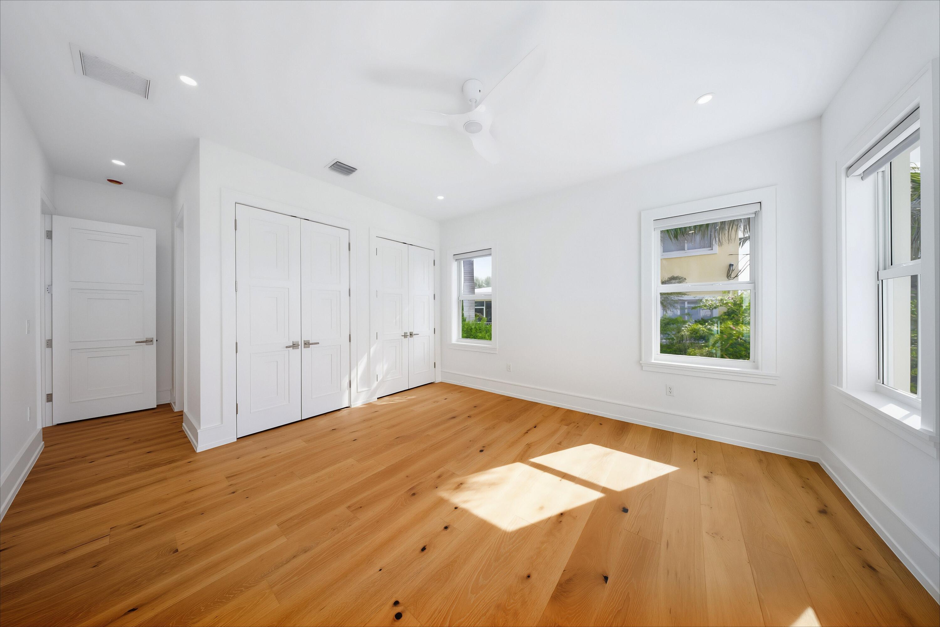 17162 W Starfish Lane
