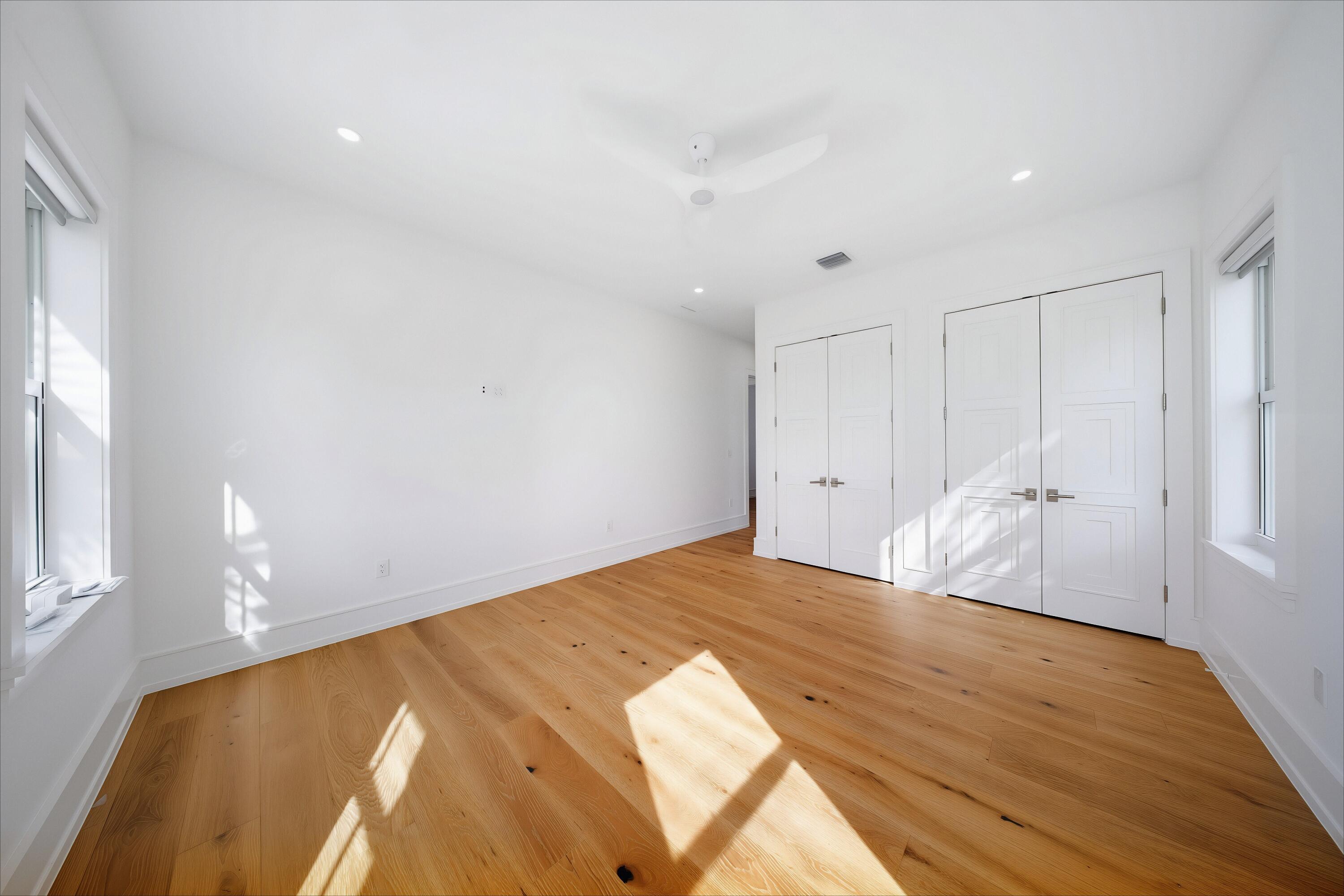 17162 W Starfish Lane