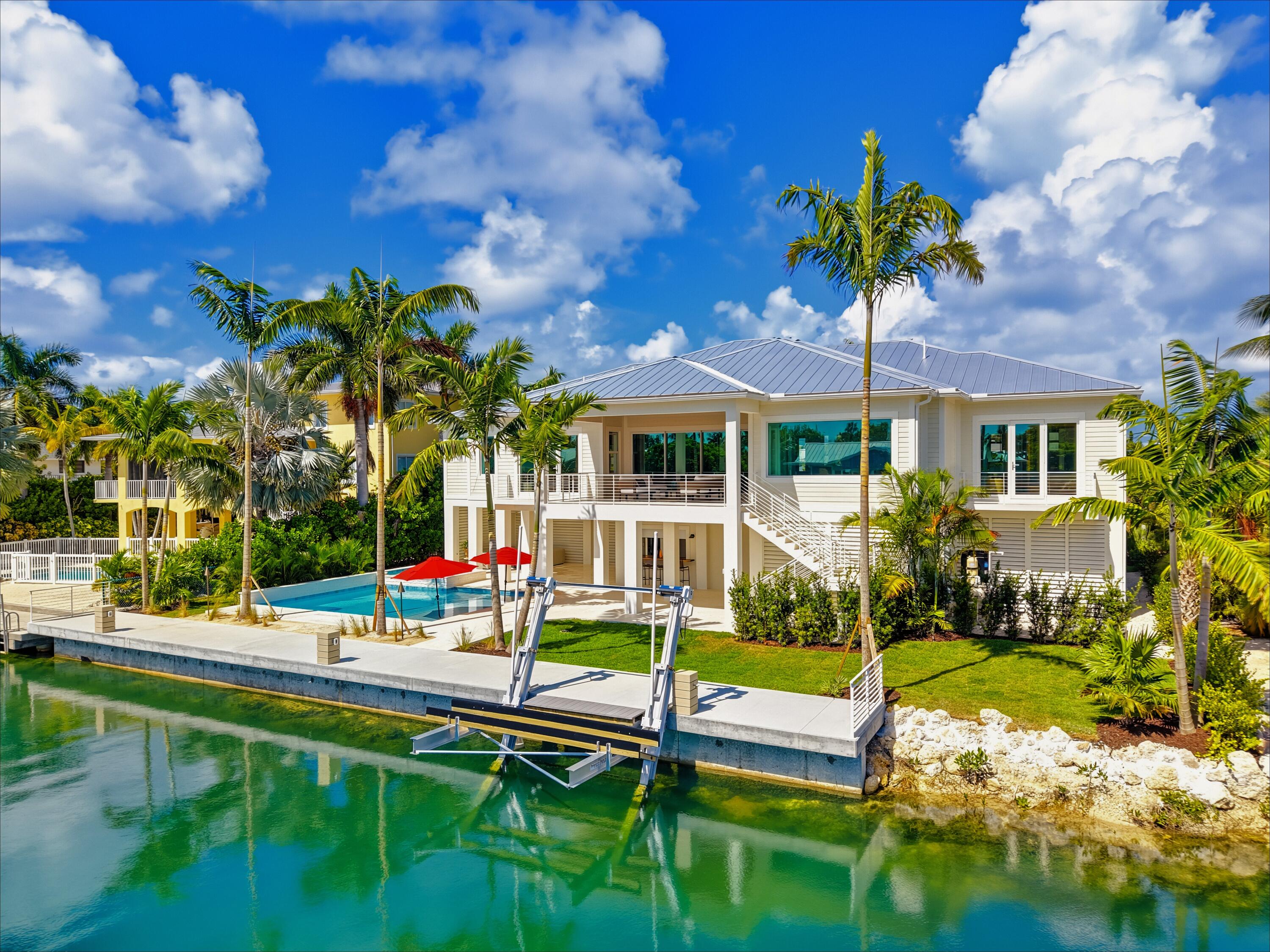 17162 W Starfish Lane