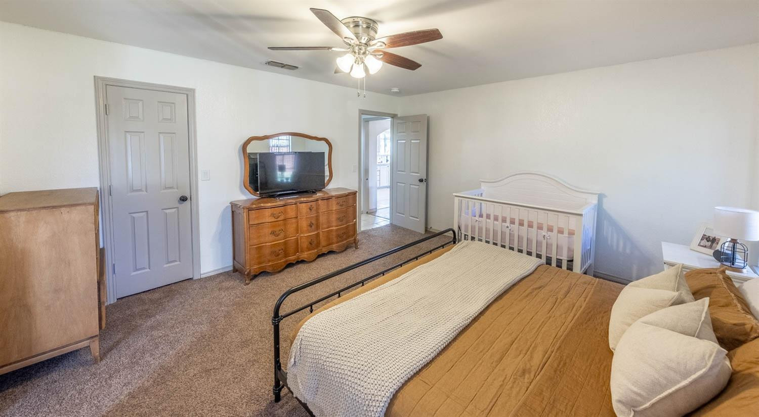 6 Cottonwood Lane