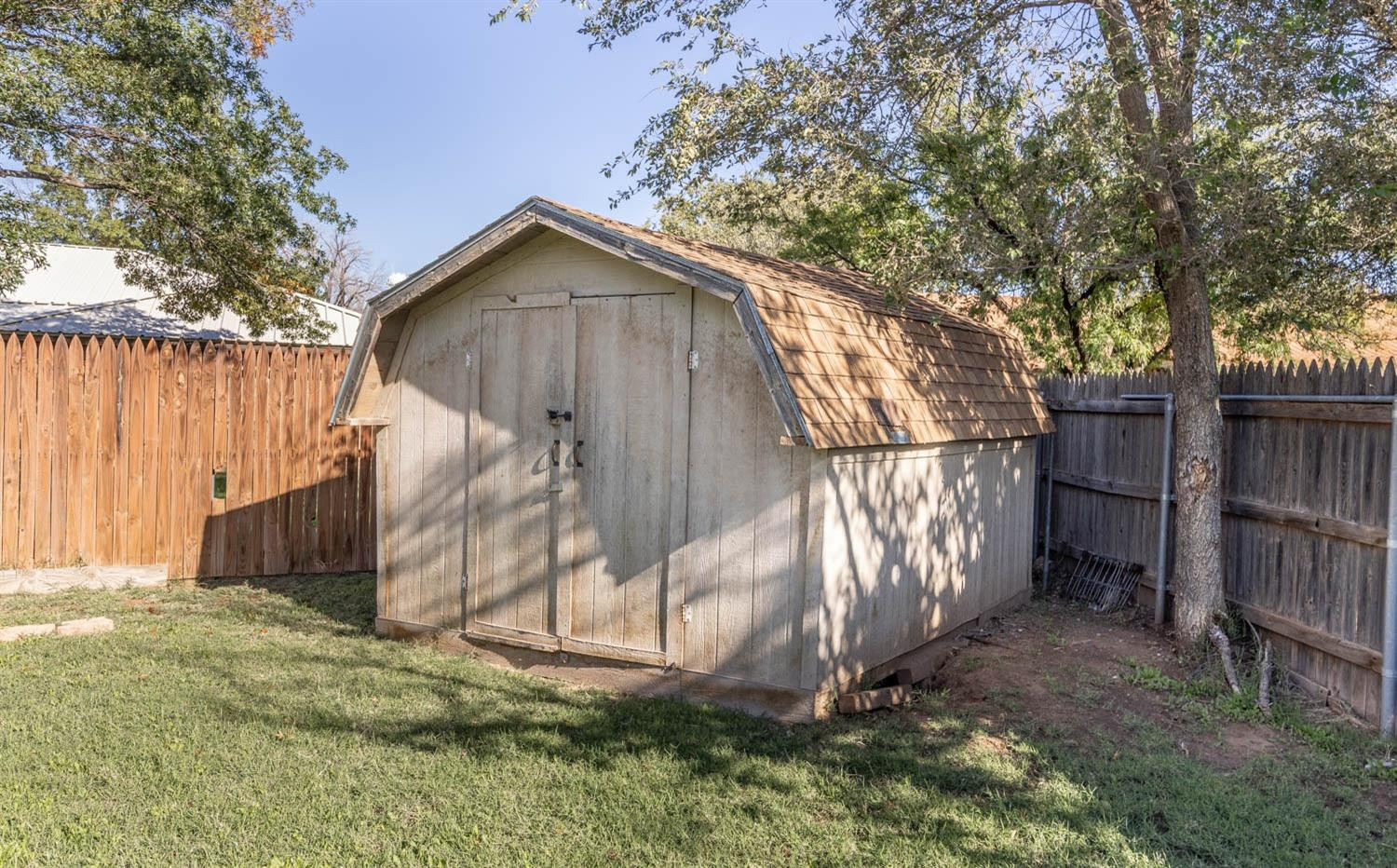 6 Cottonwood Lane