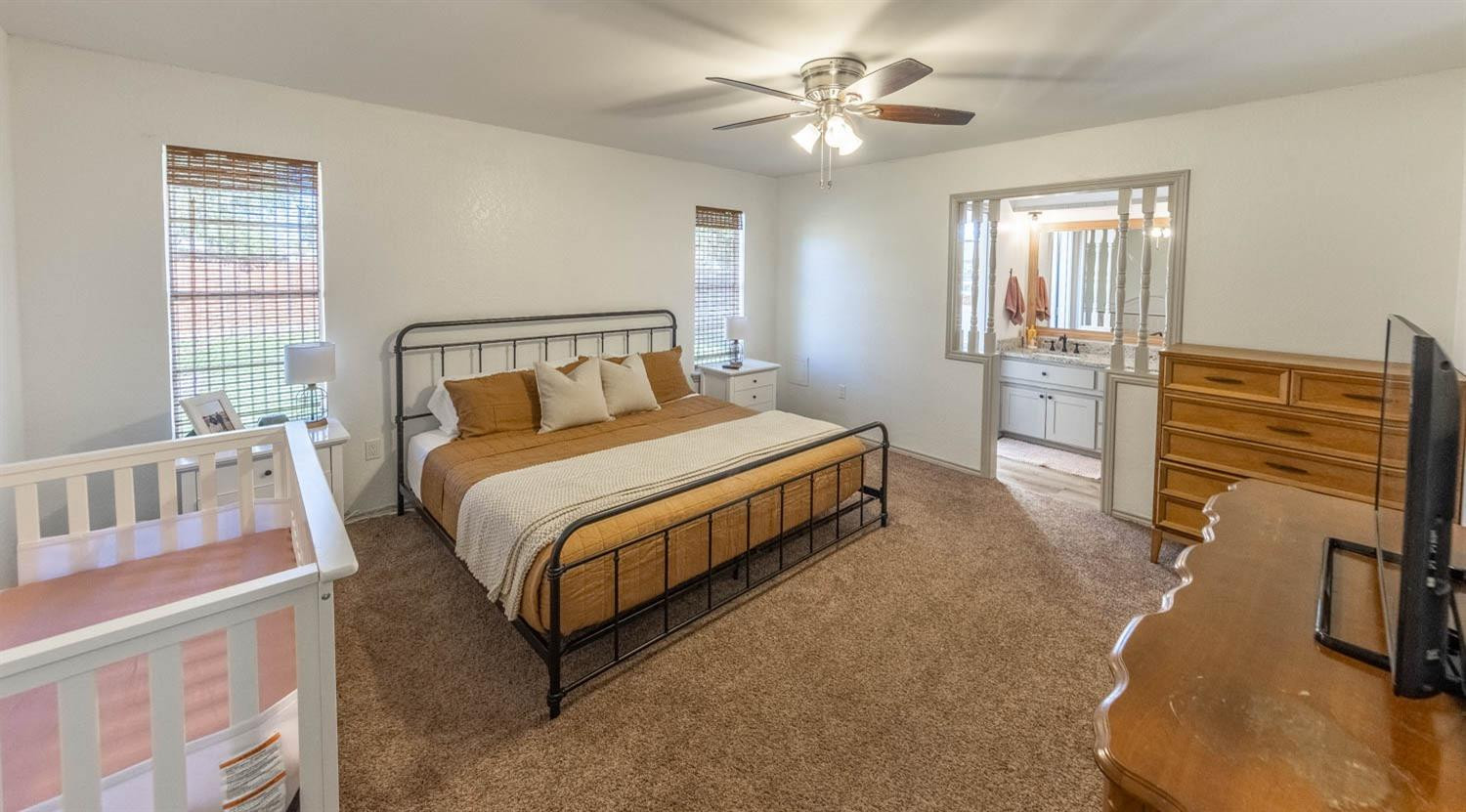 6 Cottonwood Lane