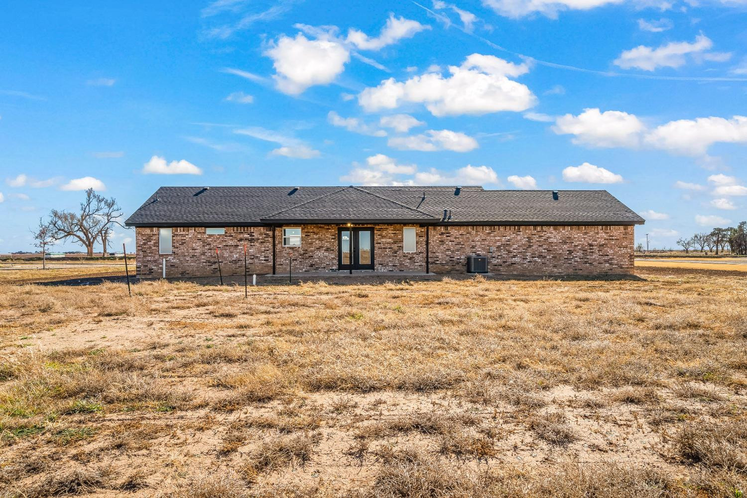 7321 E County Road 6000