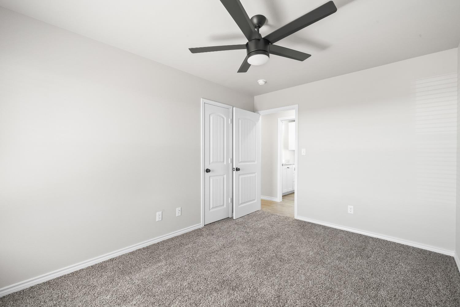 7321 E County Road 6000