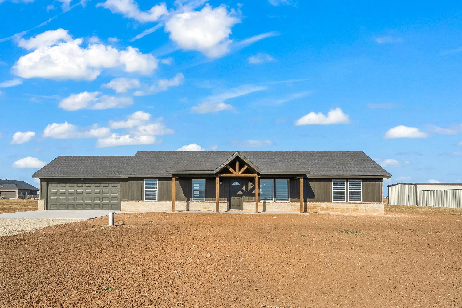 7321 E County Road 6000