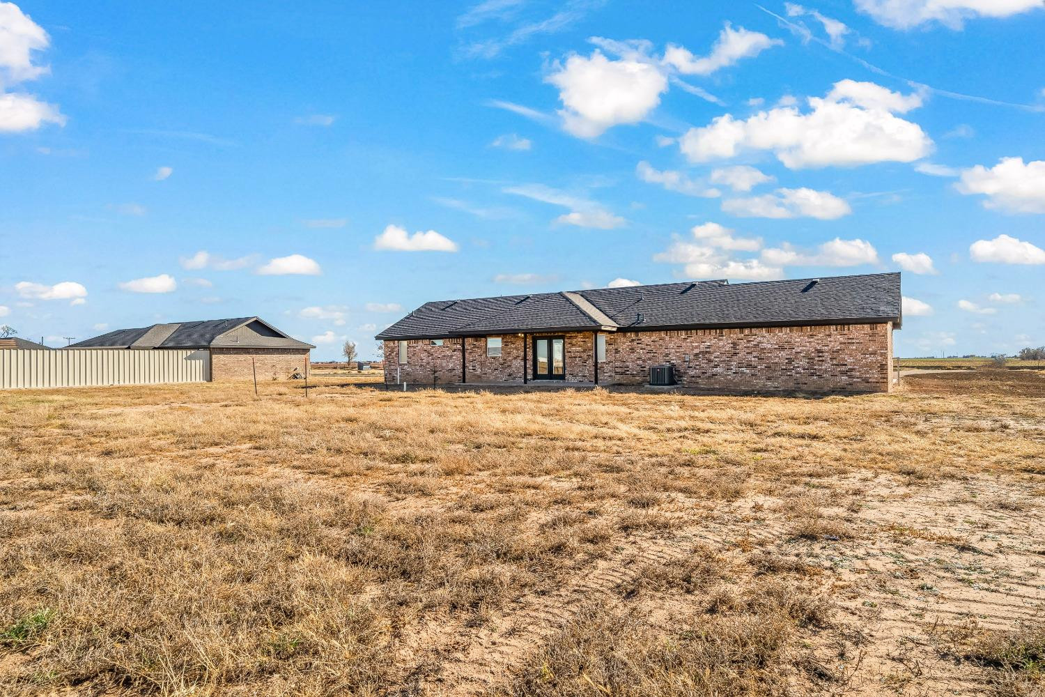 7321 E County Road 6000