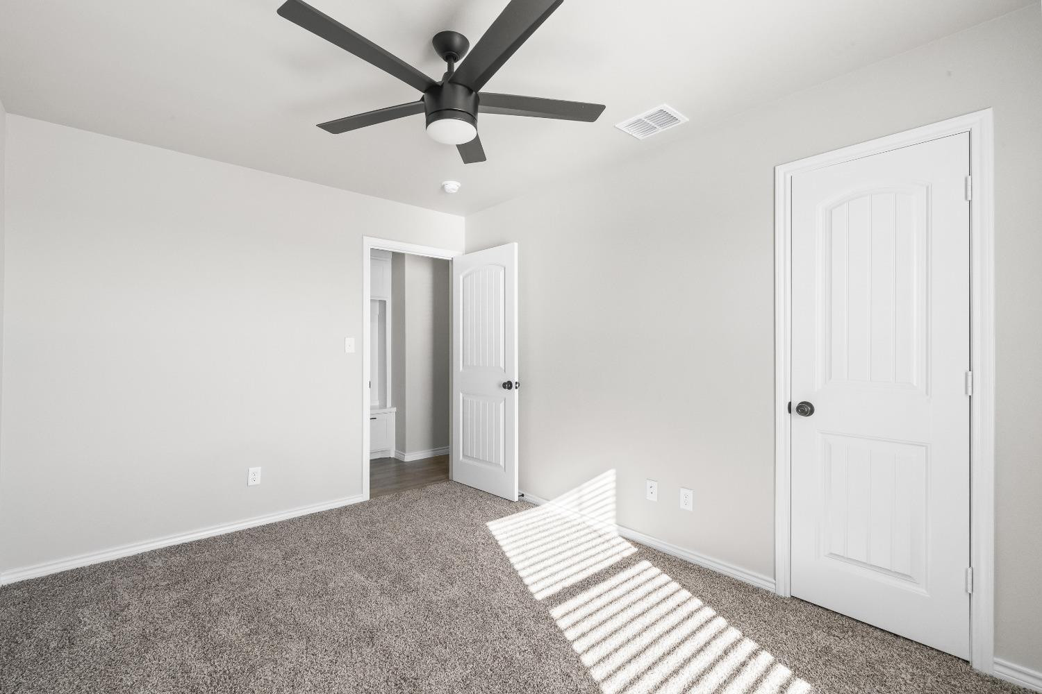 7321 E County Road 6000