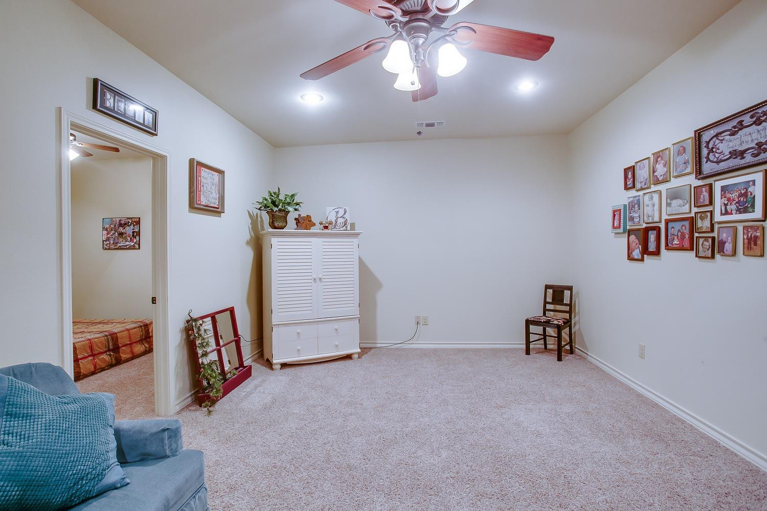 8711 E County Road 6000