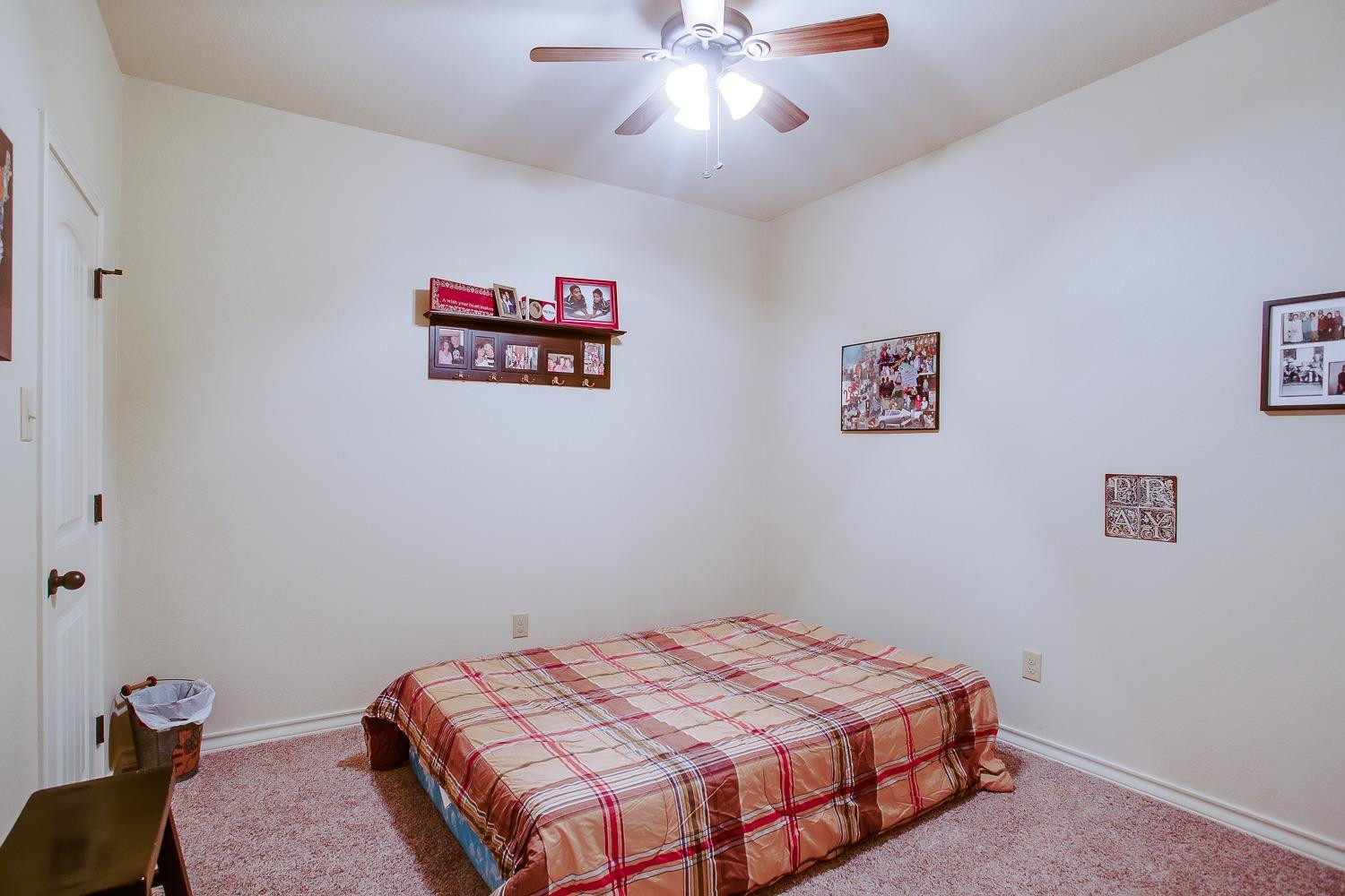 8711 E County Road 6000
